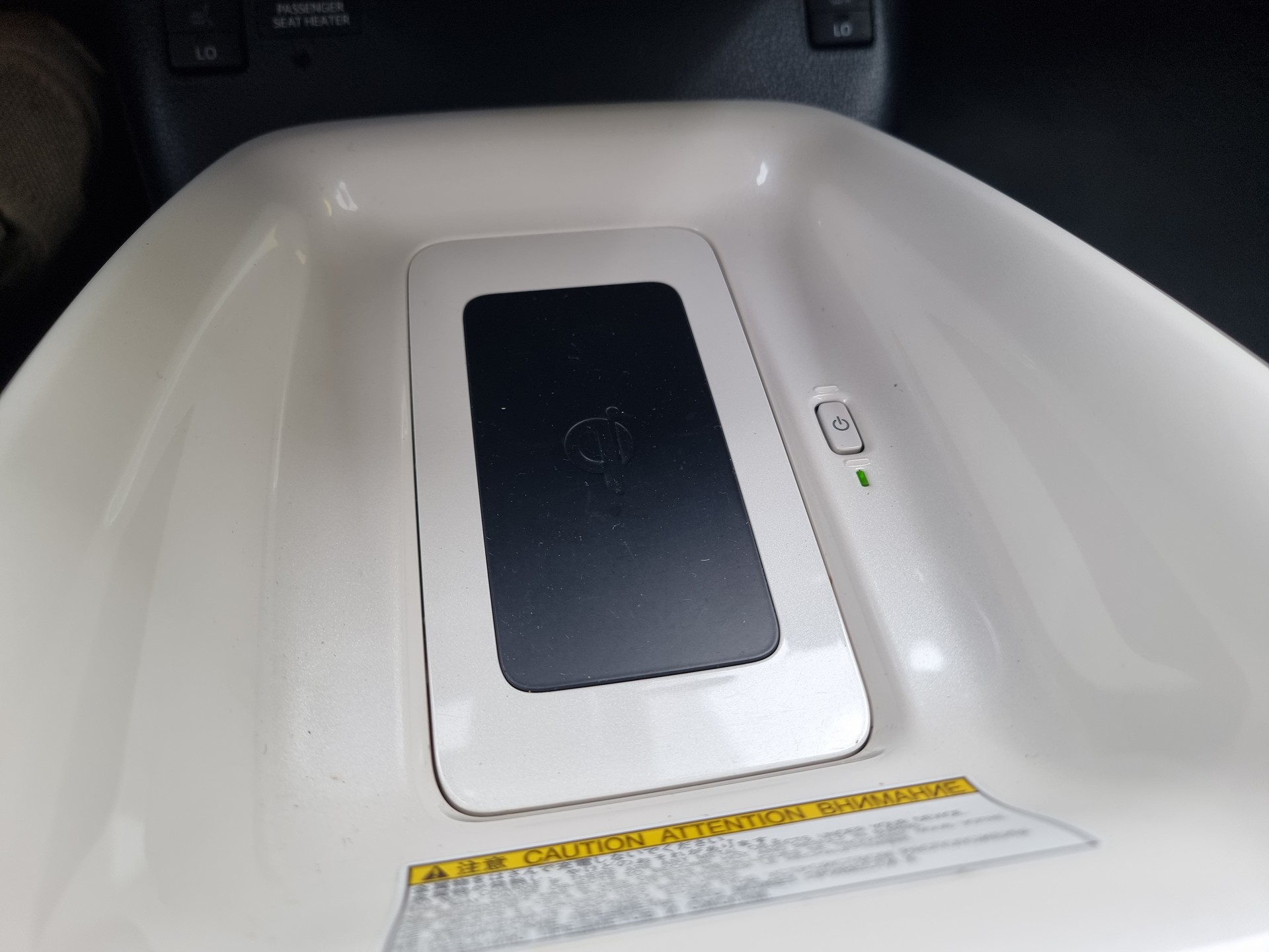 TOYOTA Prius 1.8 VVT-i HSD Sol-image-5