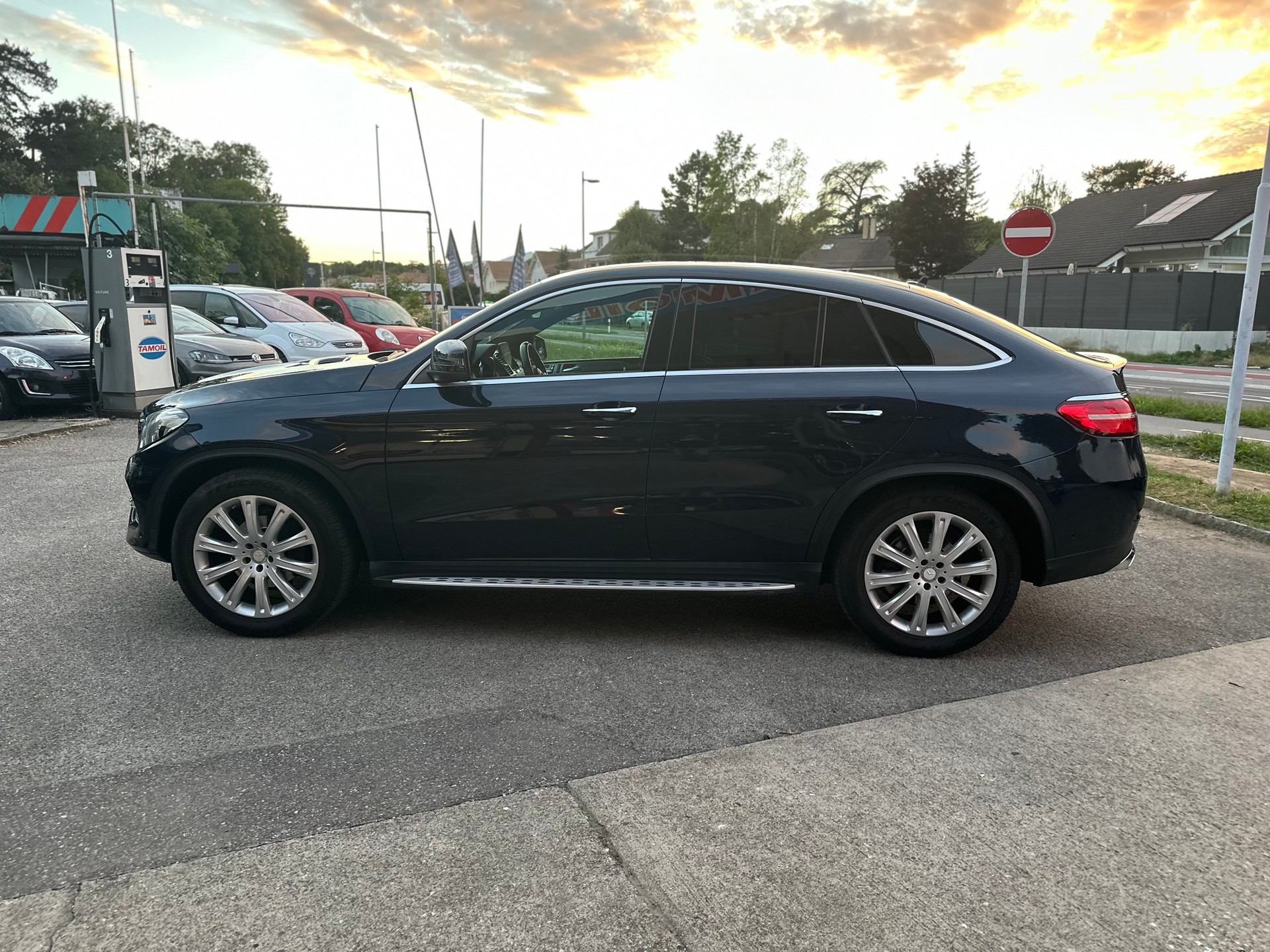 MERCEDES-BENZ GLE Coupé 350 d 4Matic 9G-Tronic-image-4