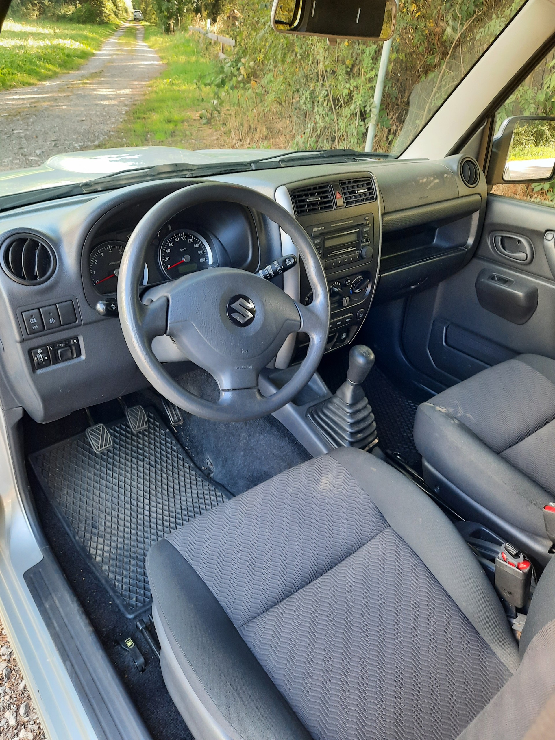 SUZUKI 1.3 4WD Compact+-image-5