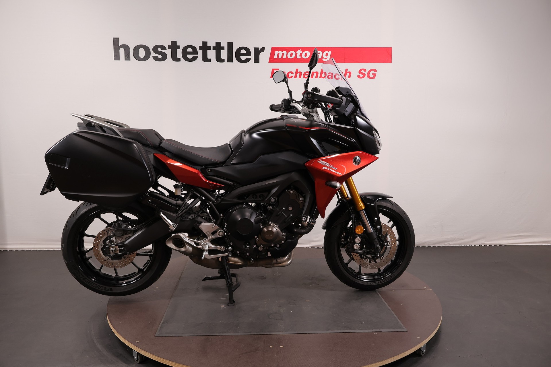 YAMAHA Tracer 900 GT-showroom-element-1