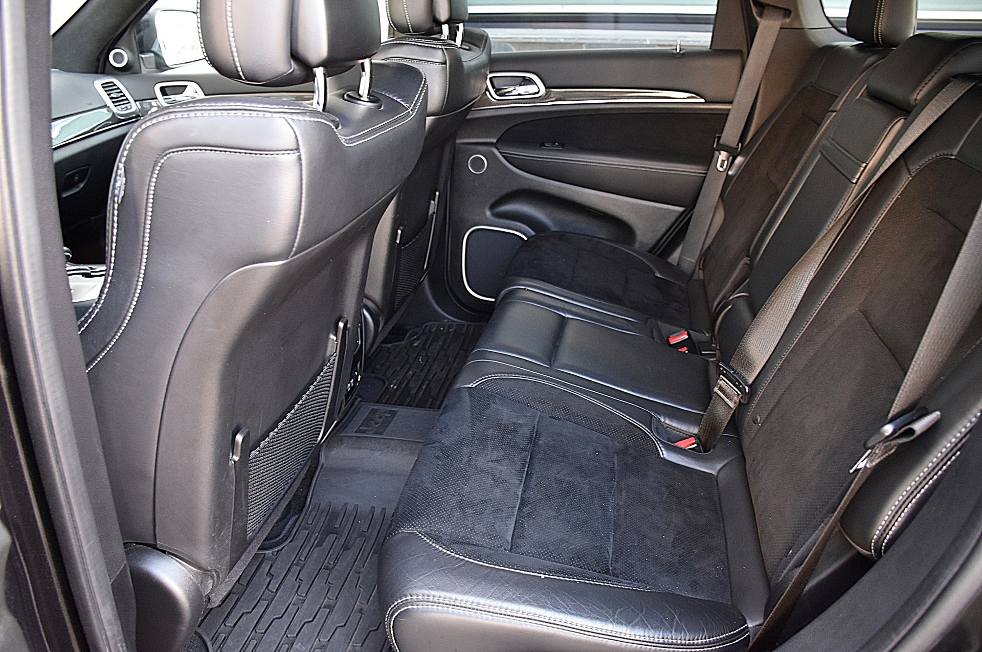 JEEP Grand Cherokee 6.4 V8 HEMI SRT8 Automatic-image-14
