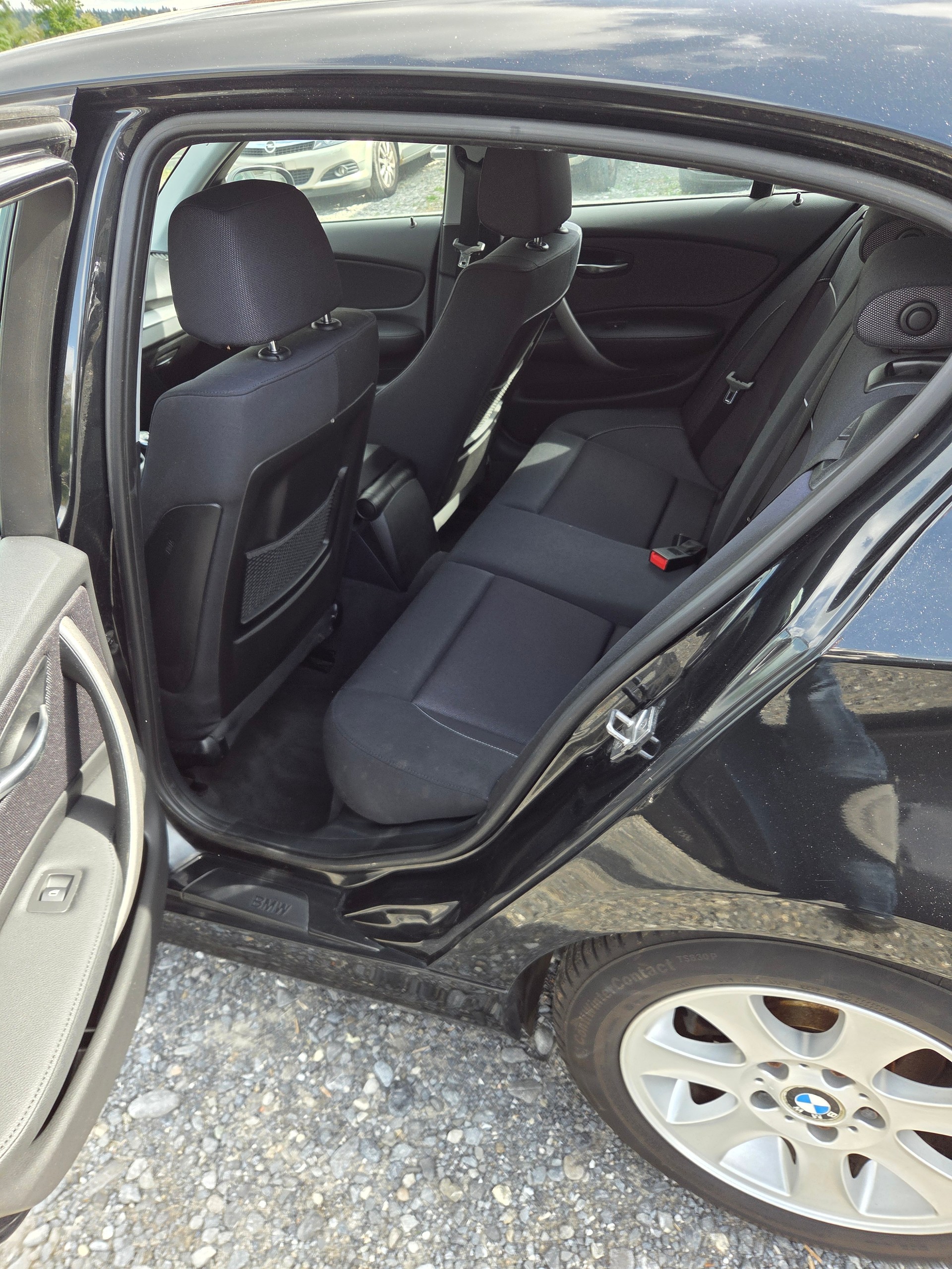 BMW 116i-image-5