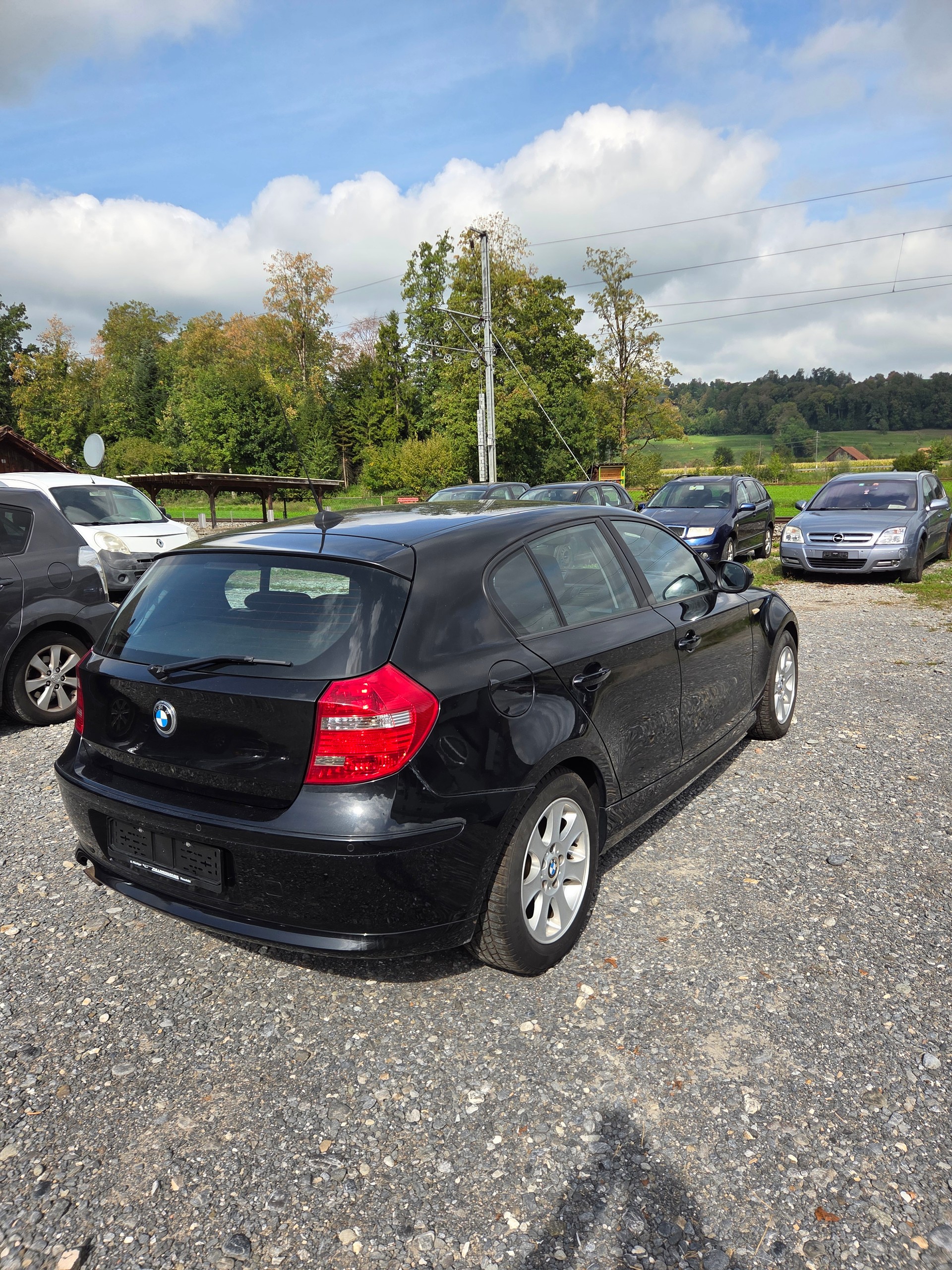 BMW 116i-image-2
