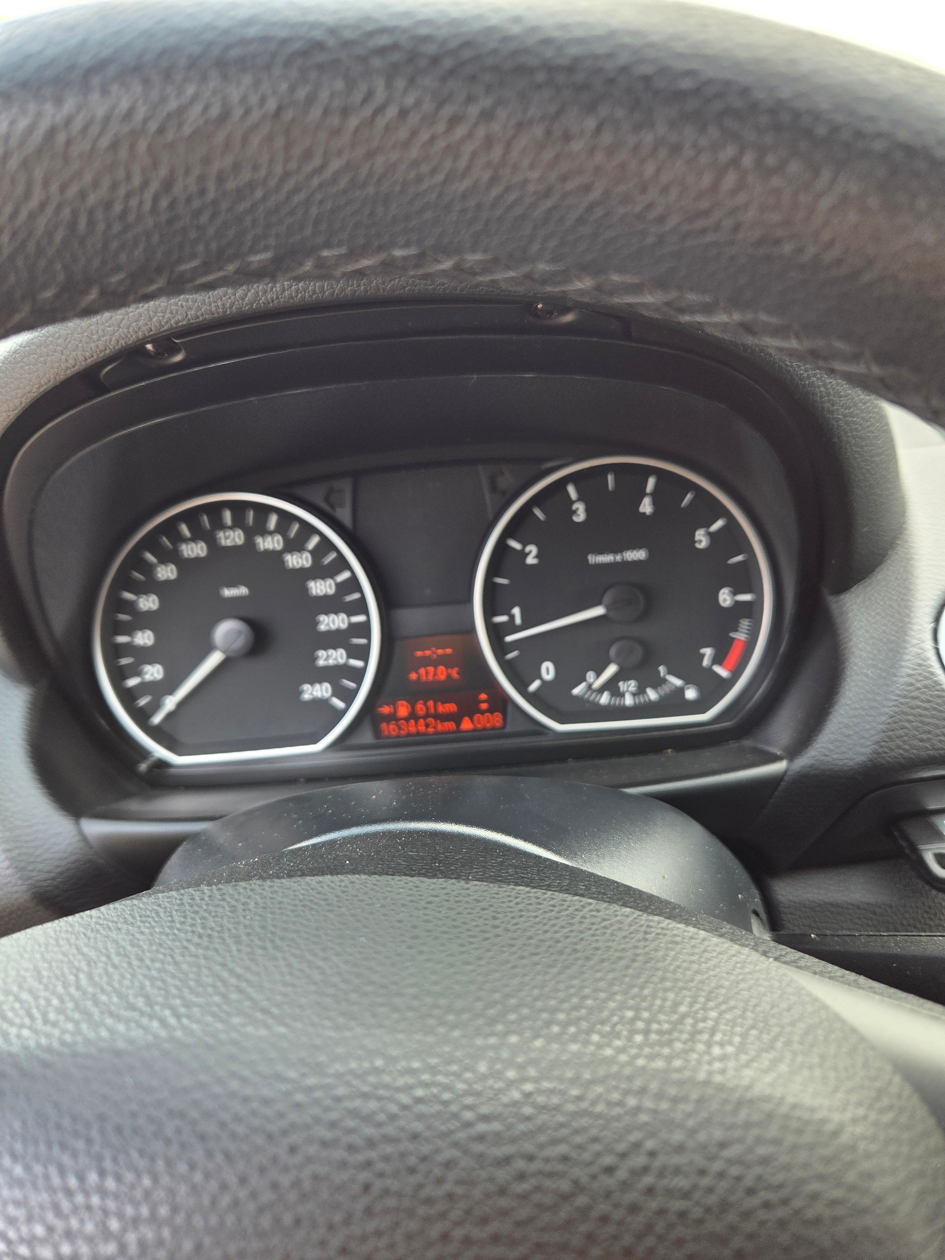 BMW 116i-image-8