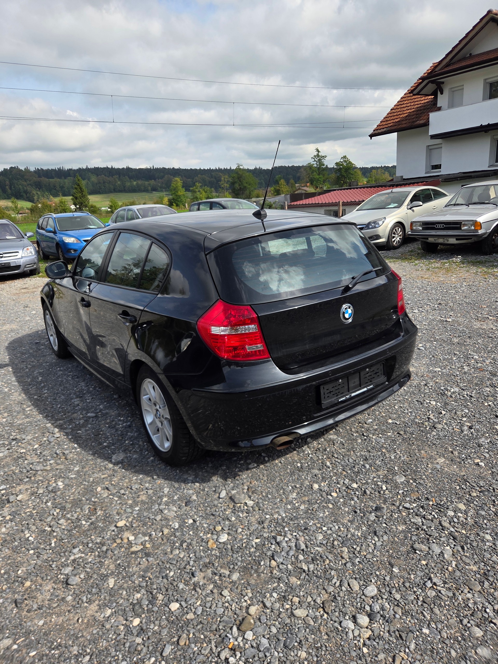 BMW 116i-image-3