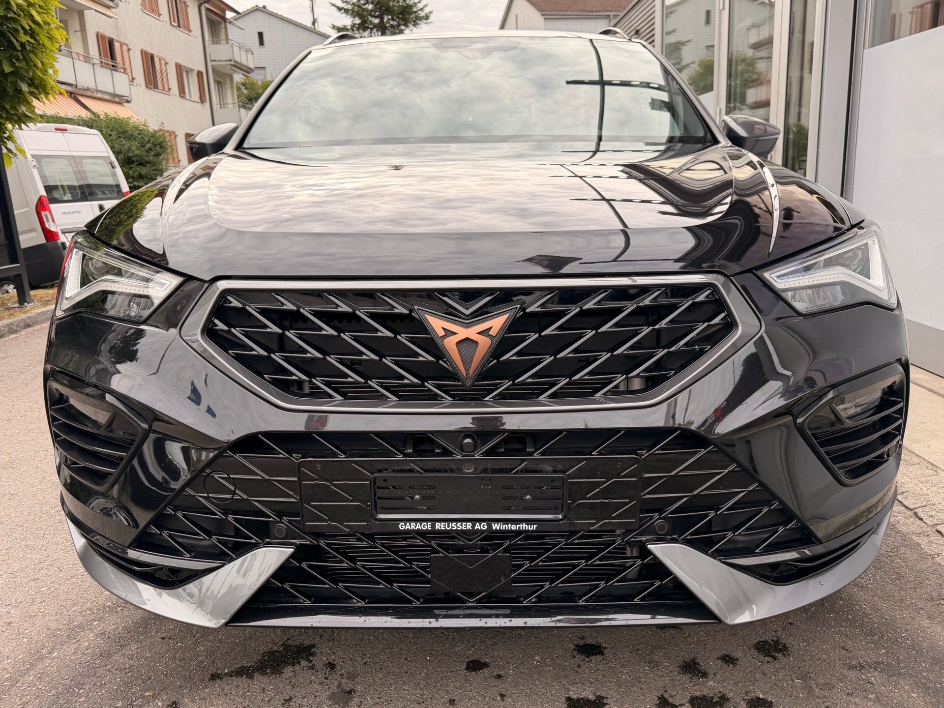 CUPRA Ateca 1.5 TSI ***ANHÄNGERKUPPLUNG SCHWENKBAR***-image-1