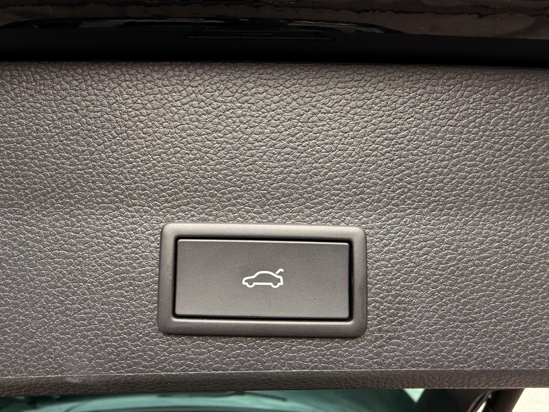 CUPRA Ateca 1.5 TSI ***ANHÄNGERKUPPLUNG SCHWENKBAR***-image-28
