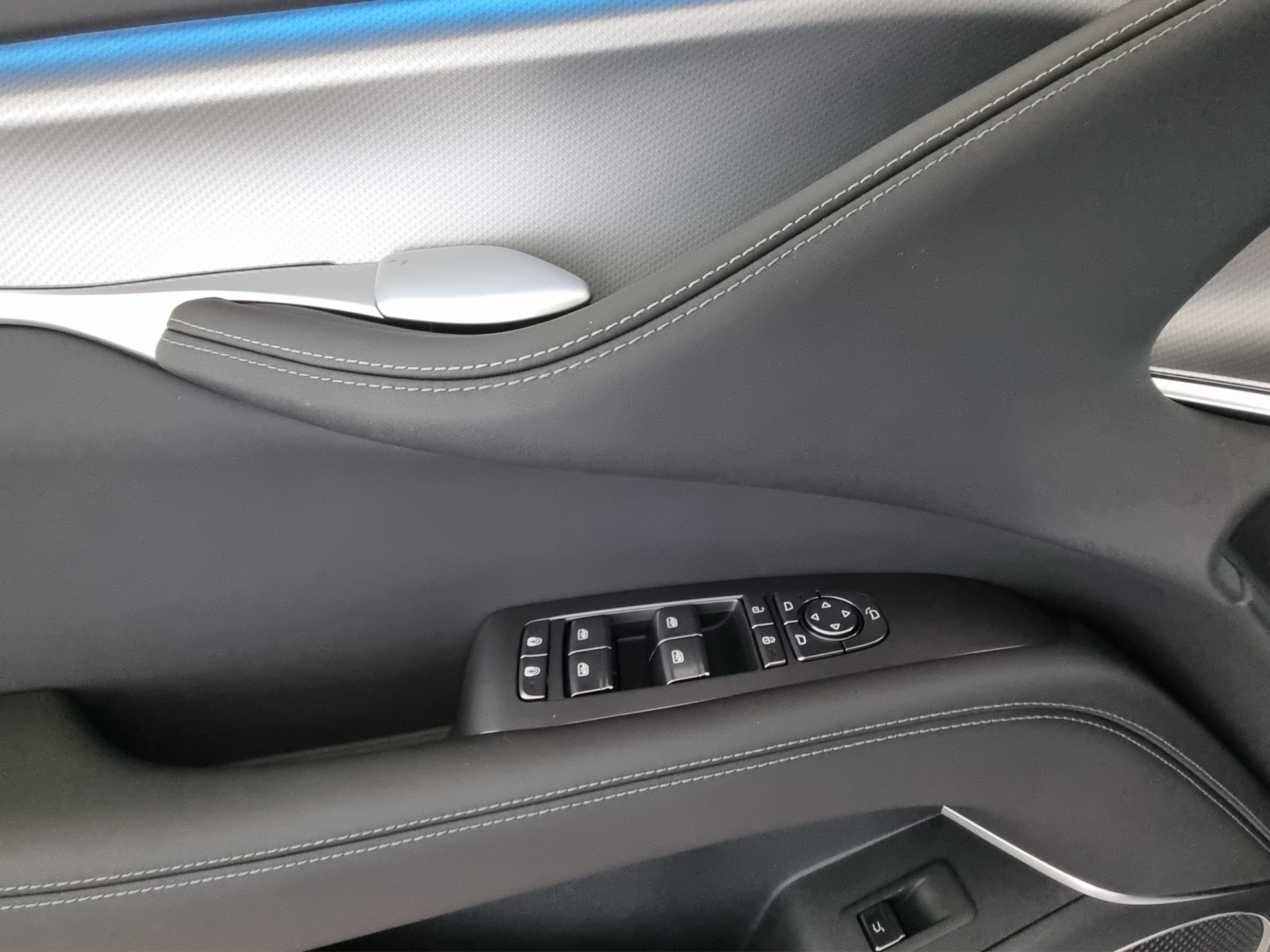 BYD Sealion 7 91,3 kWh Excellence AWD-image-11