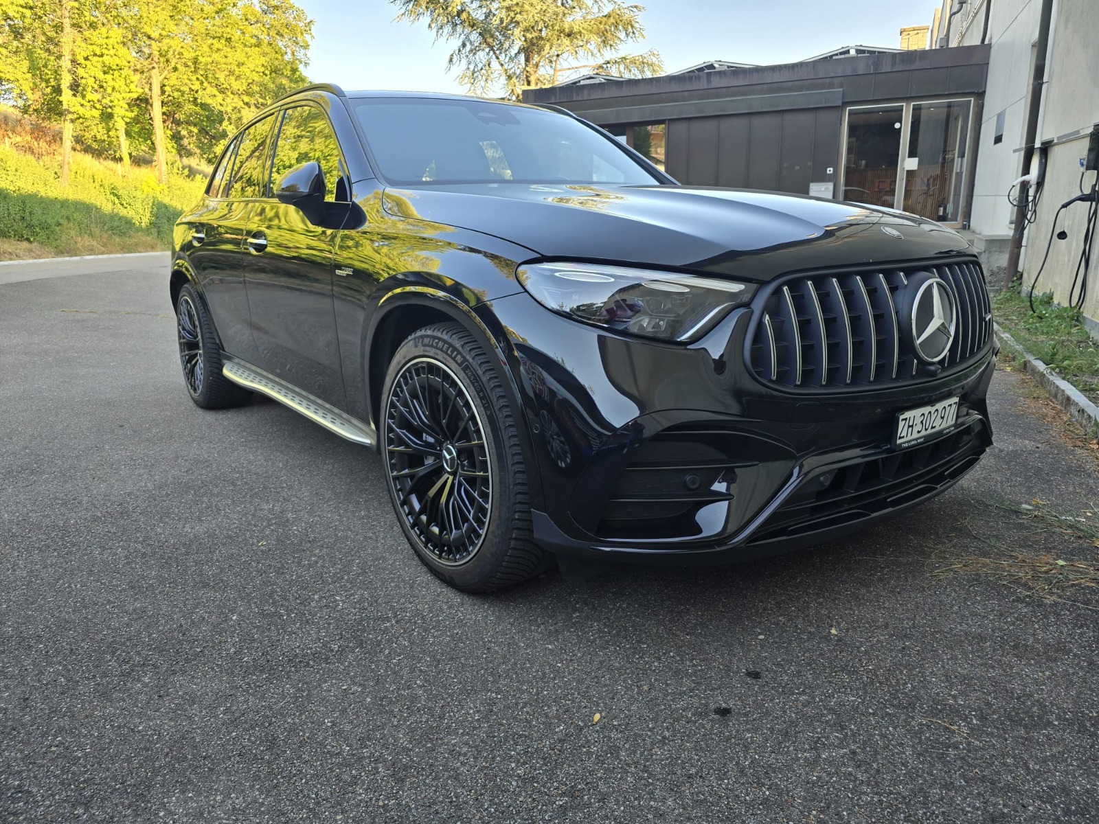Car photo