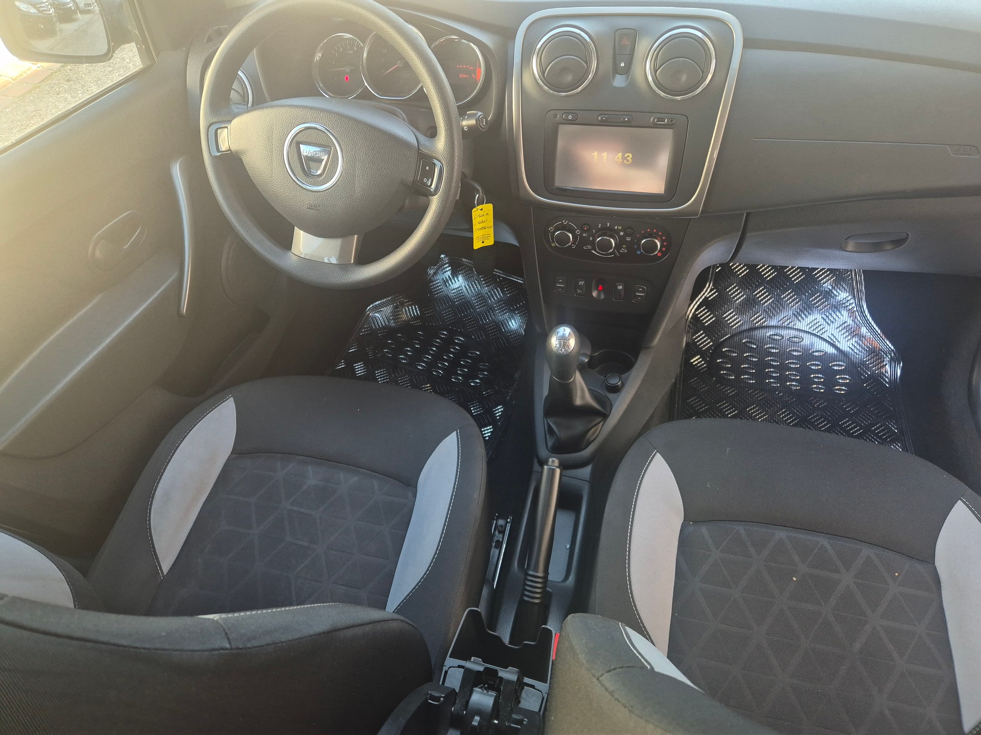 DACIA Sandero Tce 90 Stepway Ambiance-image-5