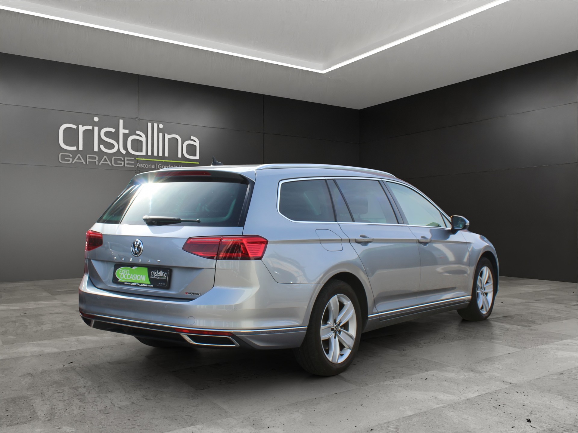 VW Passat Variant 2.0 TDI 190 Elegance DSG 4m-image-3