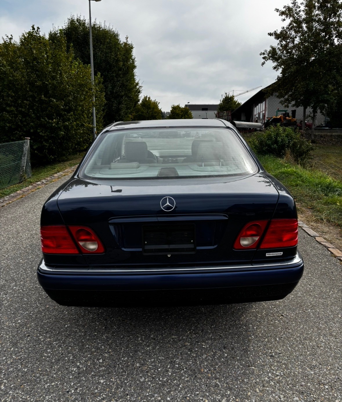 MERCEDES-BENZ E 320 Elégance Automatic-image-6