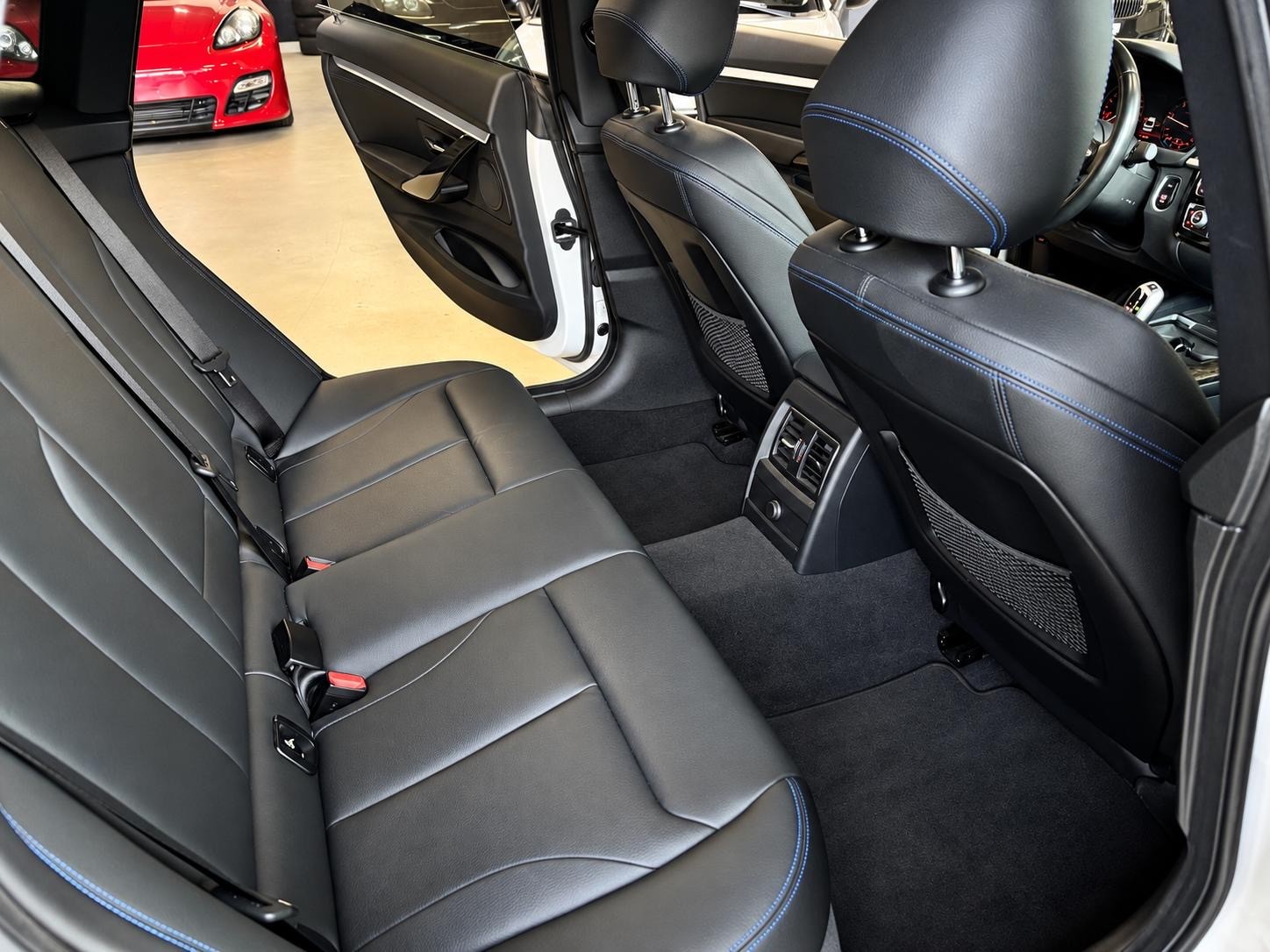 BMW 320d GT xDrive Sport Line Steptronic | M Paket-image-15