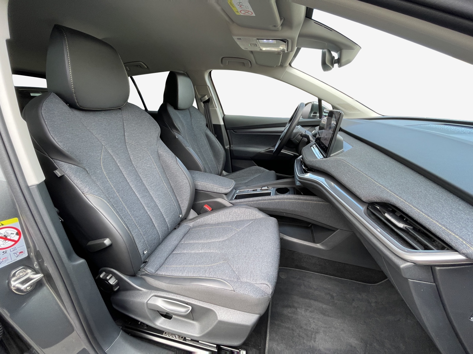 SKODA Elroq 85-image-14