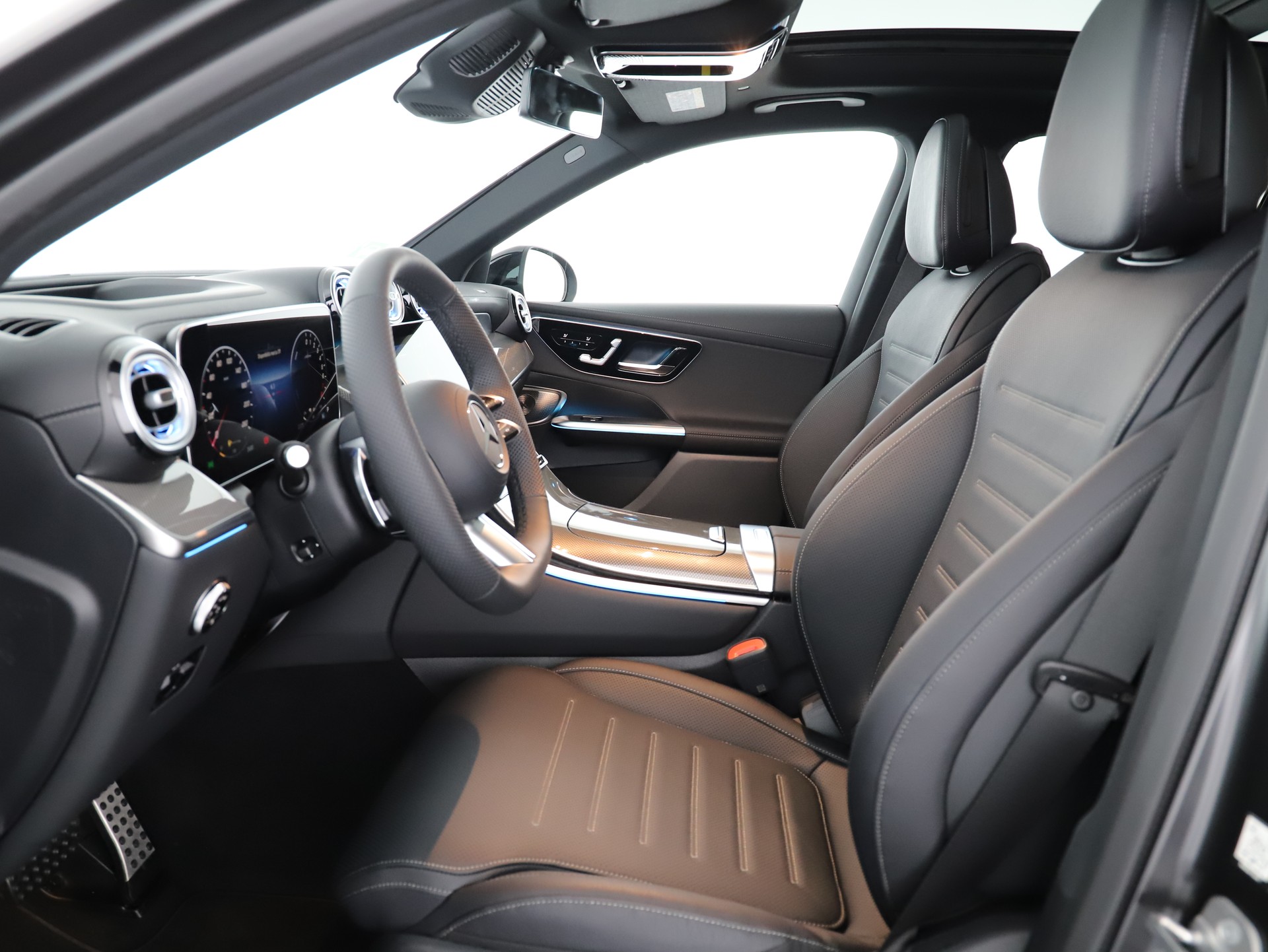 MERCEDES-BENZ GLC 300 e 4M EQ Star-image-9