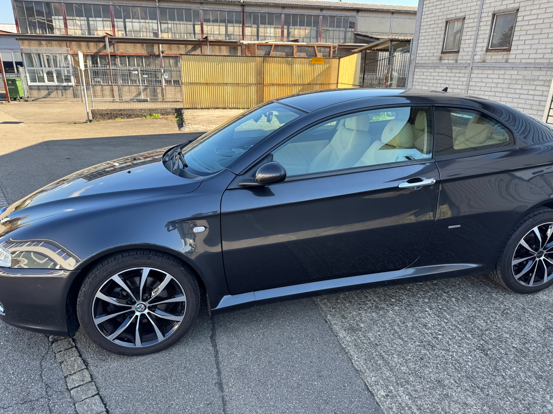 ALFA ROMEO GT 1.9 JTD Impression-image-6