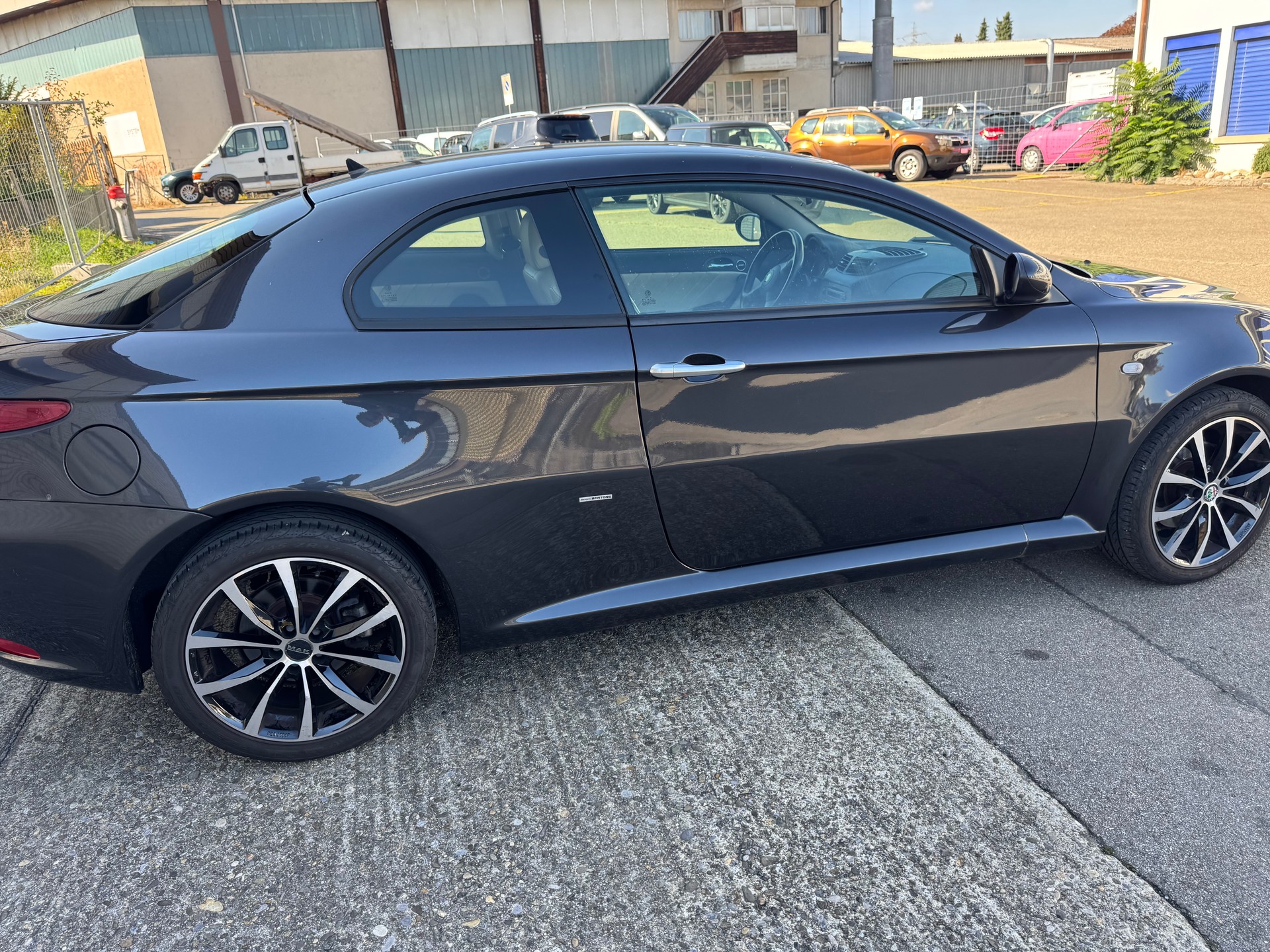 ALFA ROMEO GT 1.9 JTD Impression-image-3