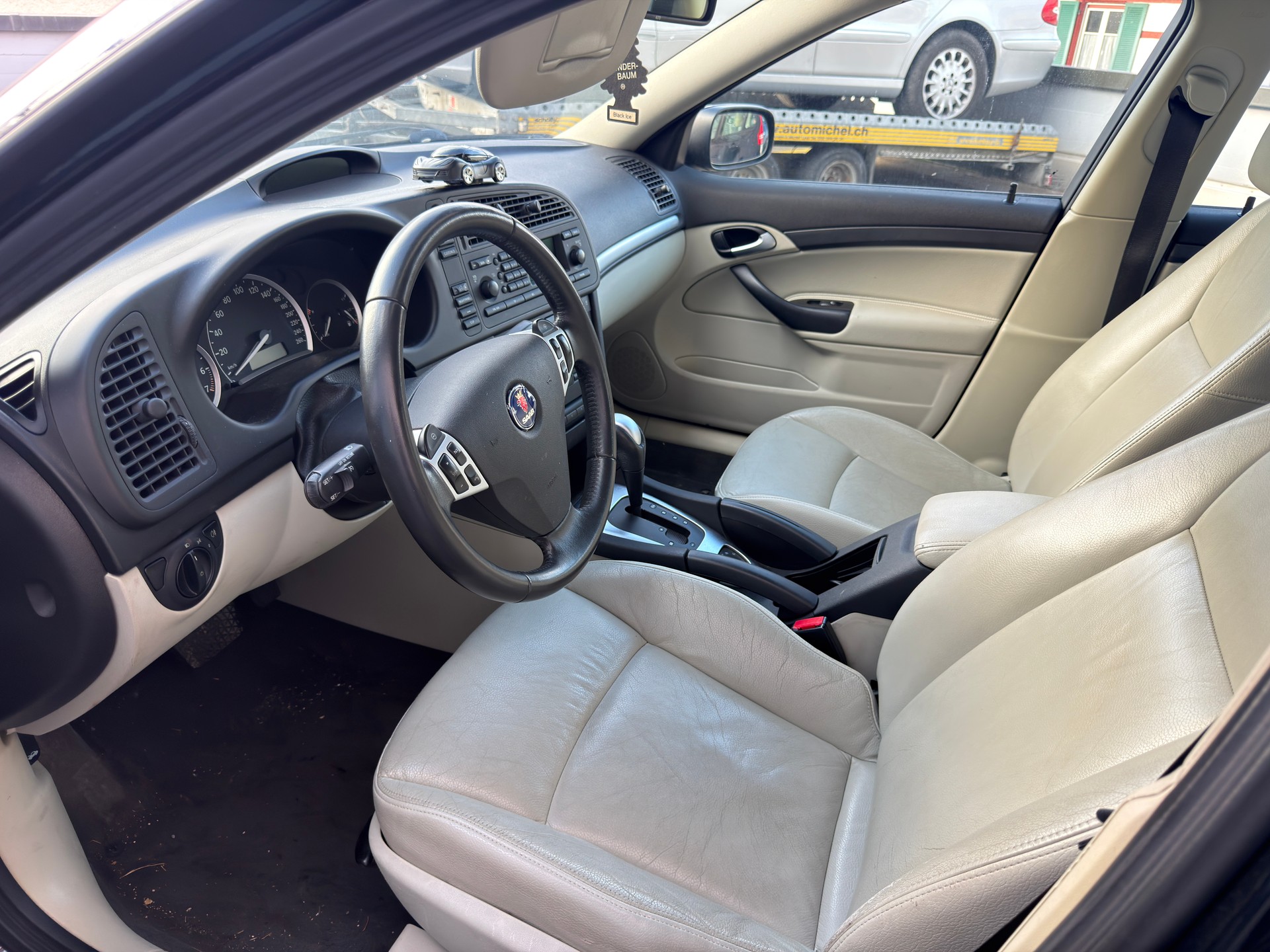 SAAB 9-3 2.0 Sport (1.8t) Vector-image-5