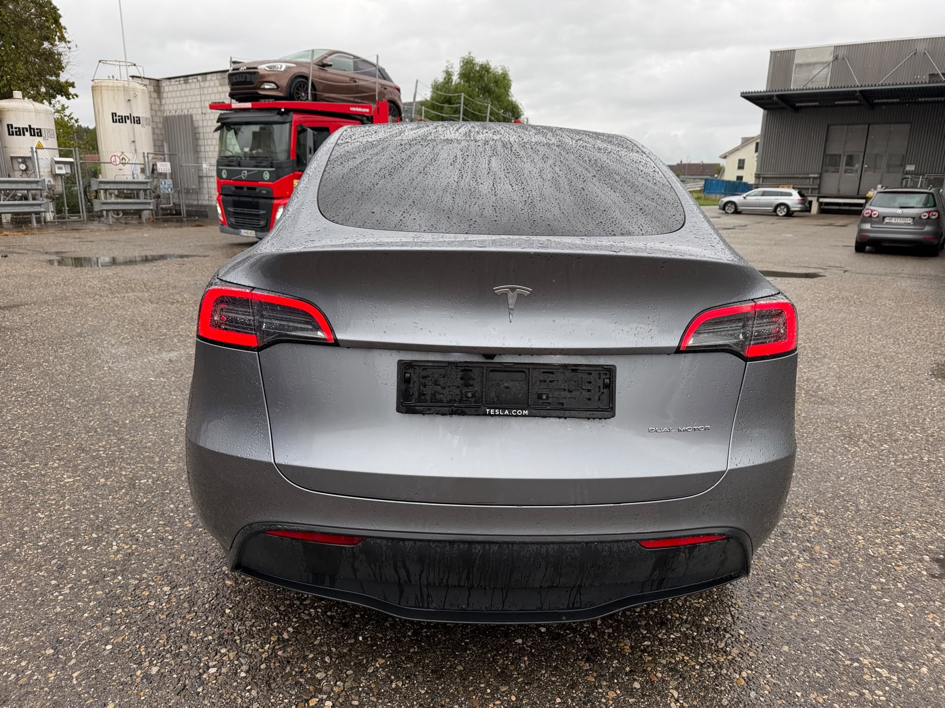 TESLA Model Y Long Range-image-6