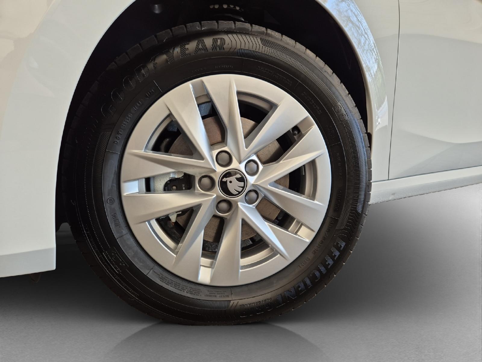 SKODA Fabia 1.0 TSI Selection DSG 2026-image-11