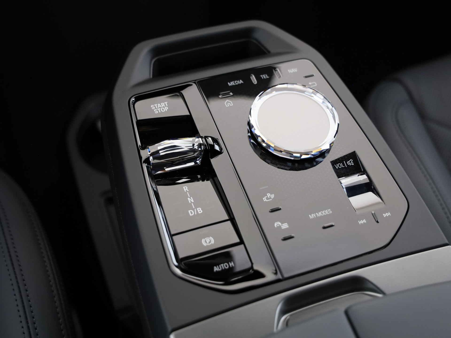 BMW iX I20 xDrive60-image-18