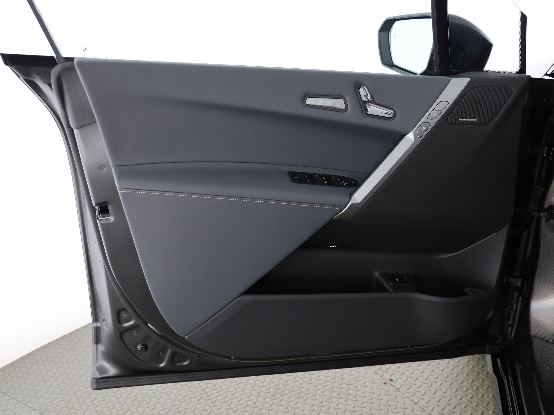 BMW iX I20 xDrive60-image-13