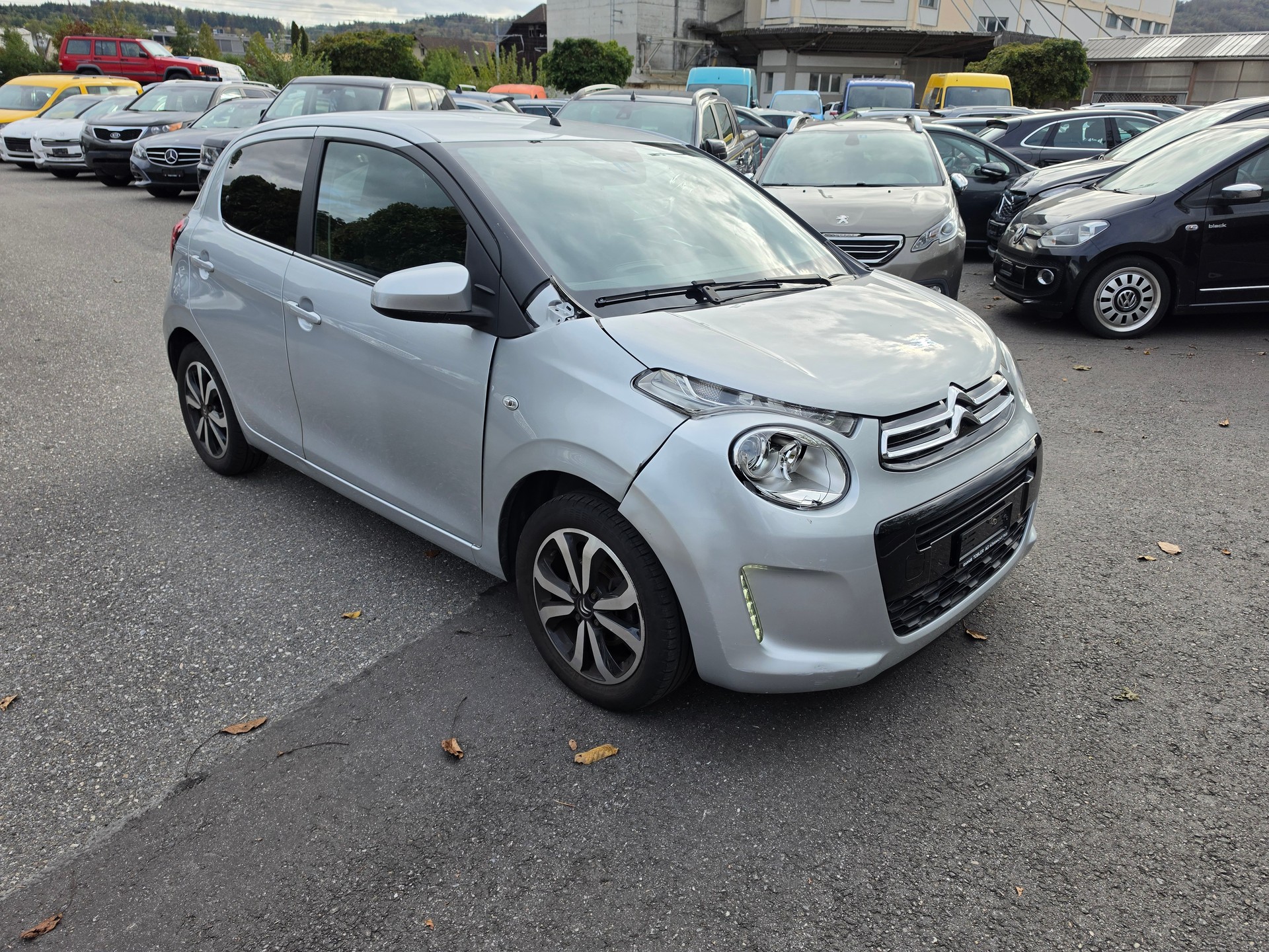 CITROEN C1 1.2 VTi Shine Edition-image-6