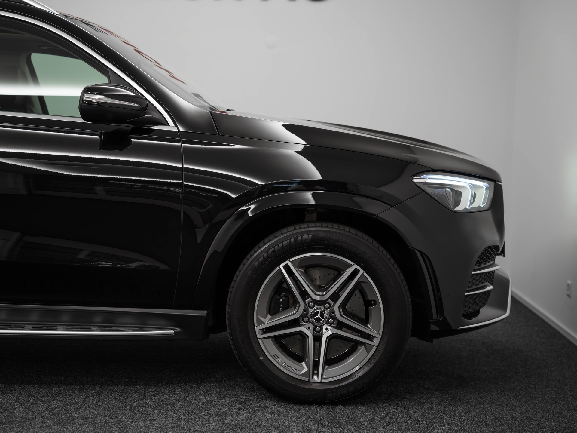 MERCEDES-BENZ GLE 450 AMG Line 4matic-image-9
