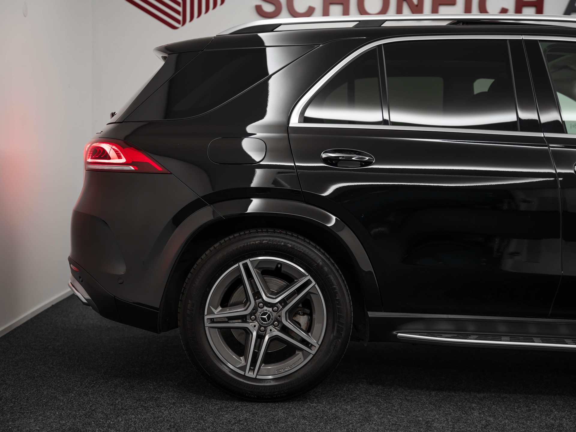 MERCEDES-BENZ GLE 450 AMG Line 4matic-image-8