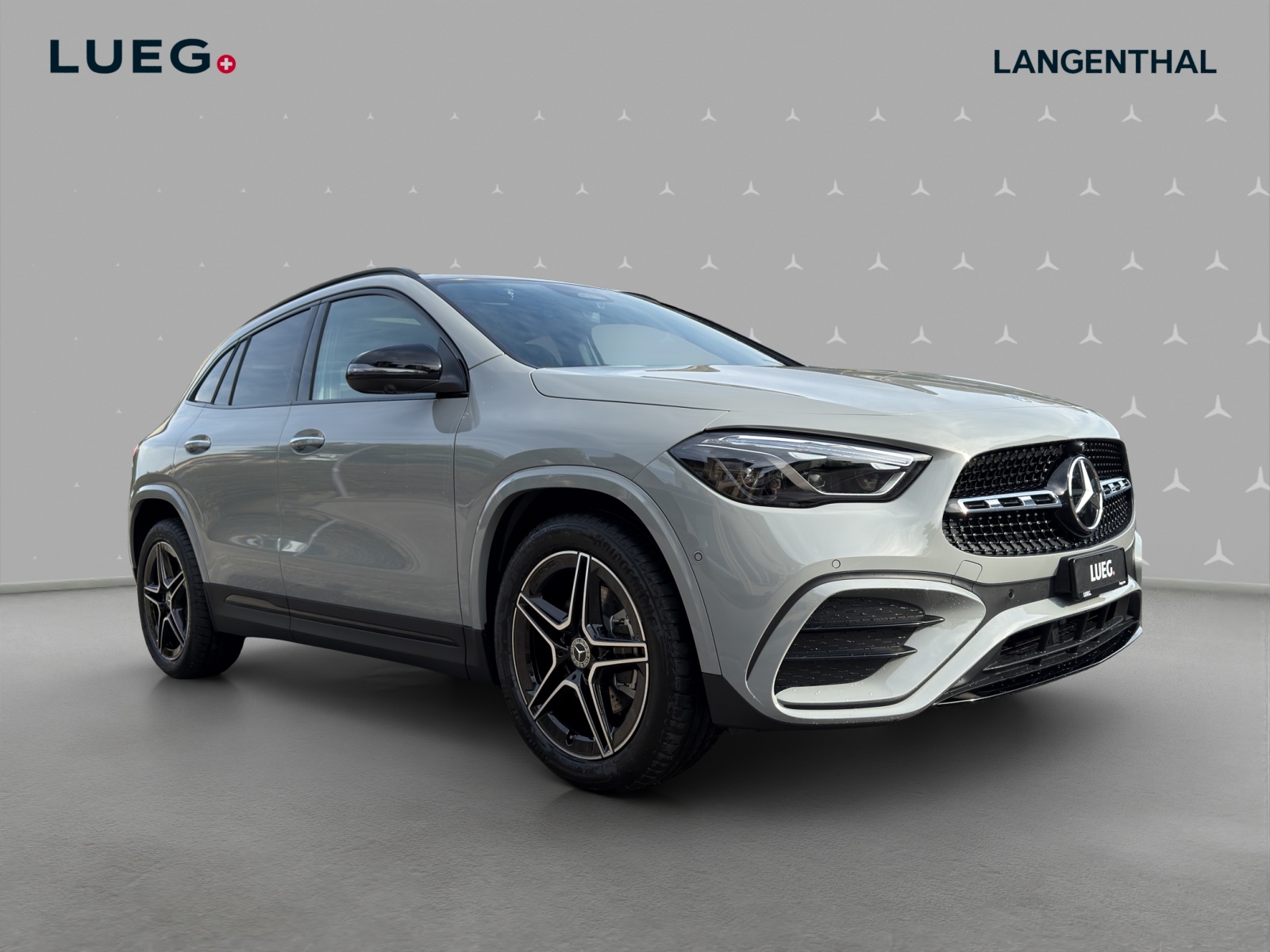 MERCEDES-BENZ GLA 200 Night Star 7G-DCT-image-4