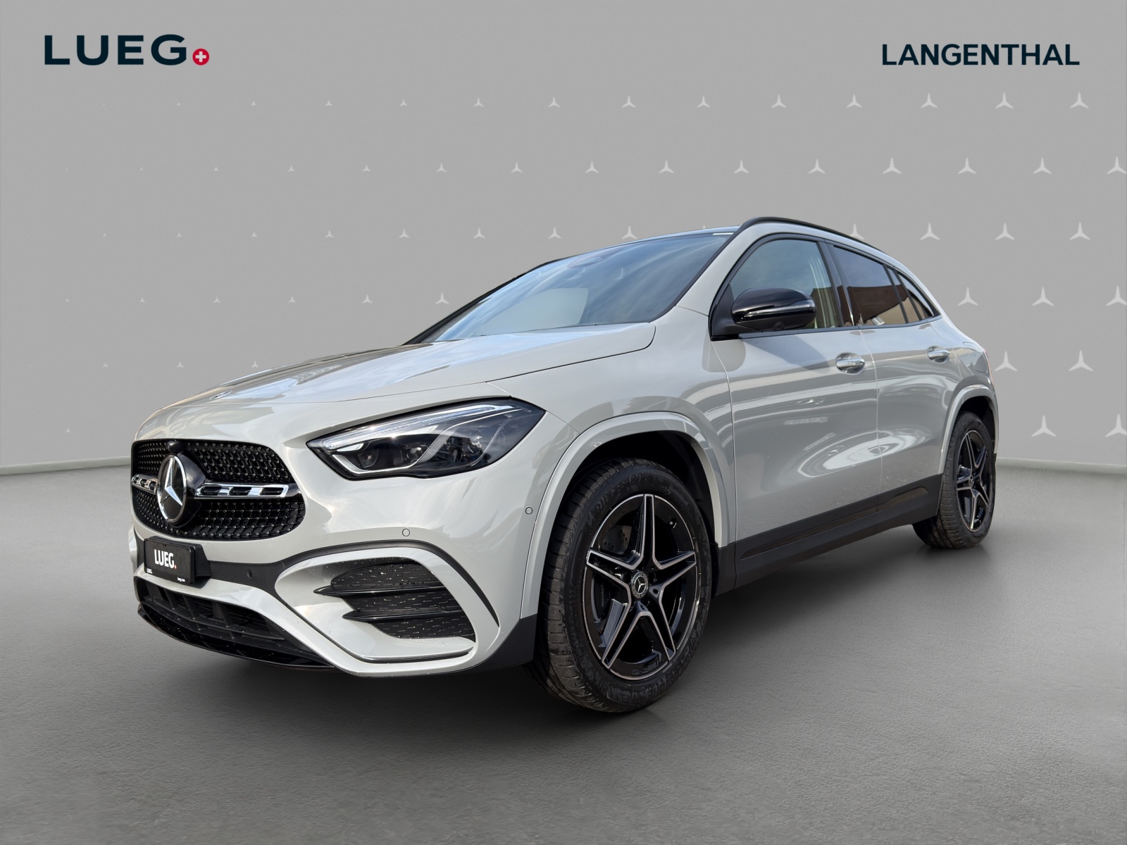 MERCEDES-BENZ GLA 200 Night Star 7G-DCT-image-0