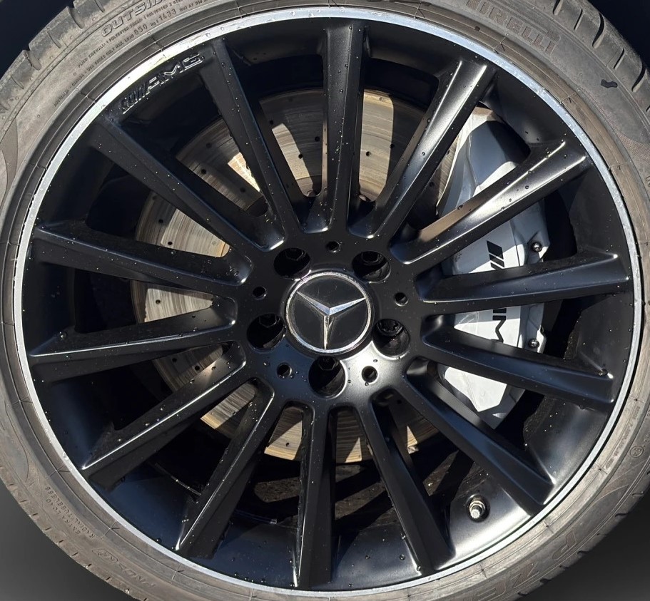 MERCEDES-BENZ C 43 AMG 4matic-image-5