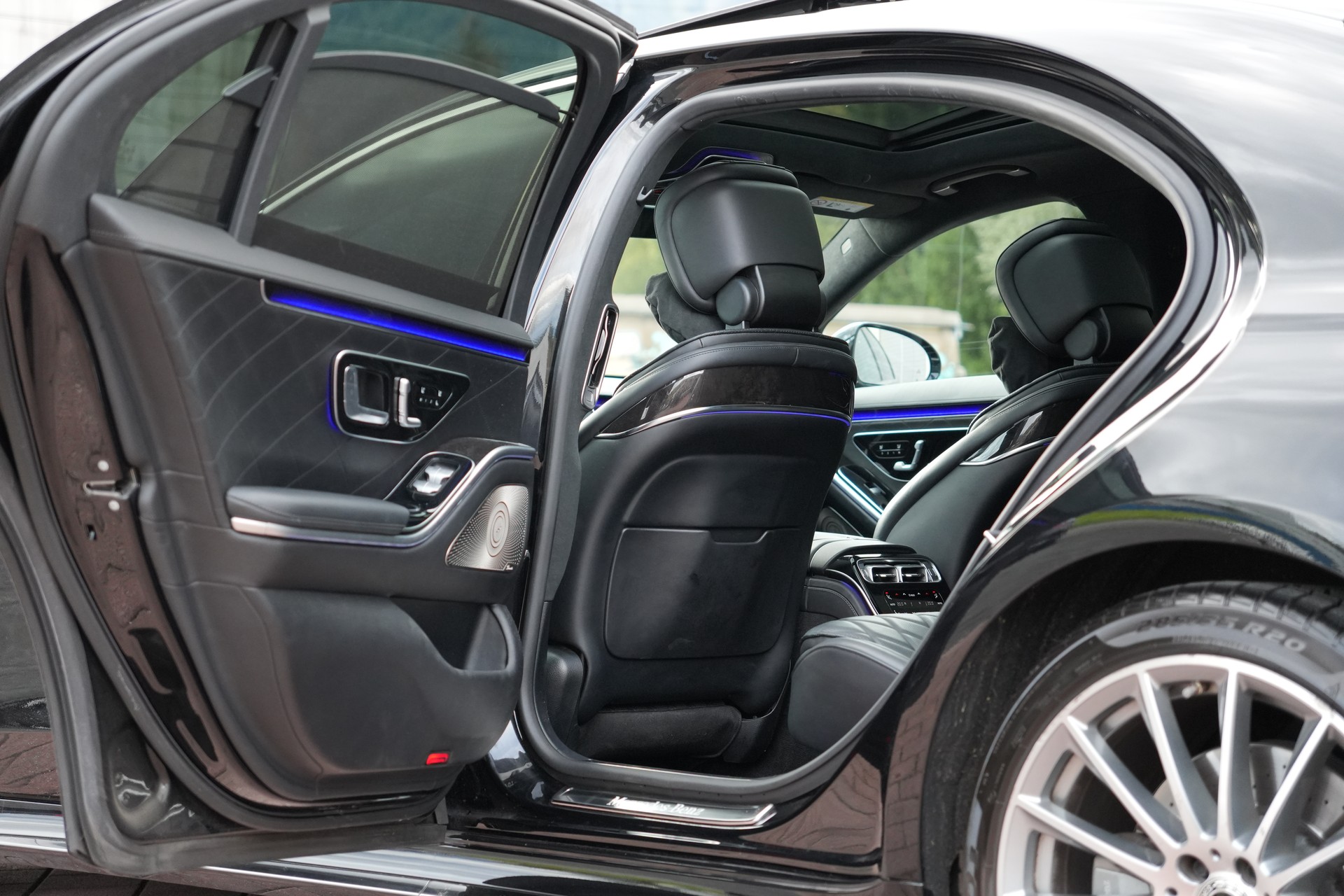 MERCEDES-BENZ S 400 d 4Matic AMG Line 9G-Tronic (CH)-image-11