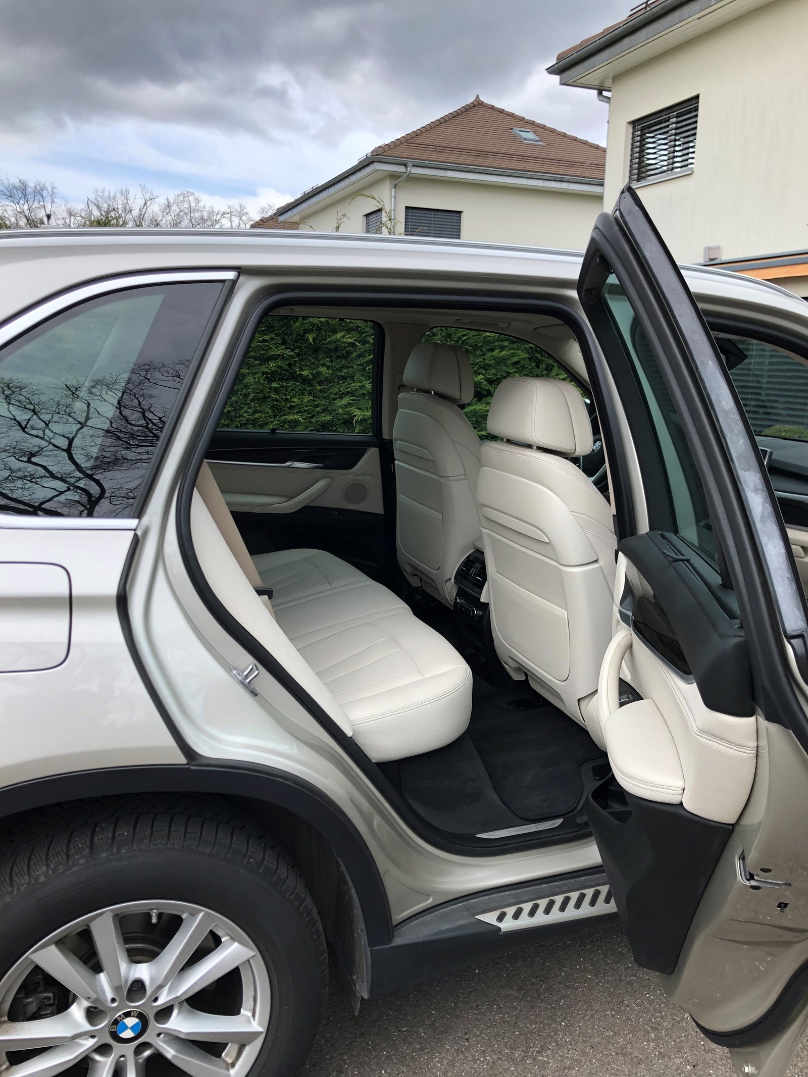 BMW X5 xDrive 40d Steptronic-image-1