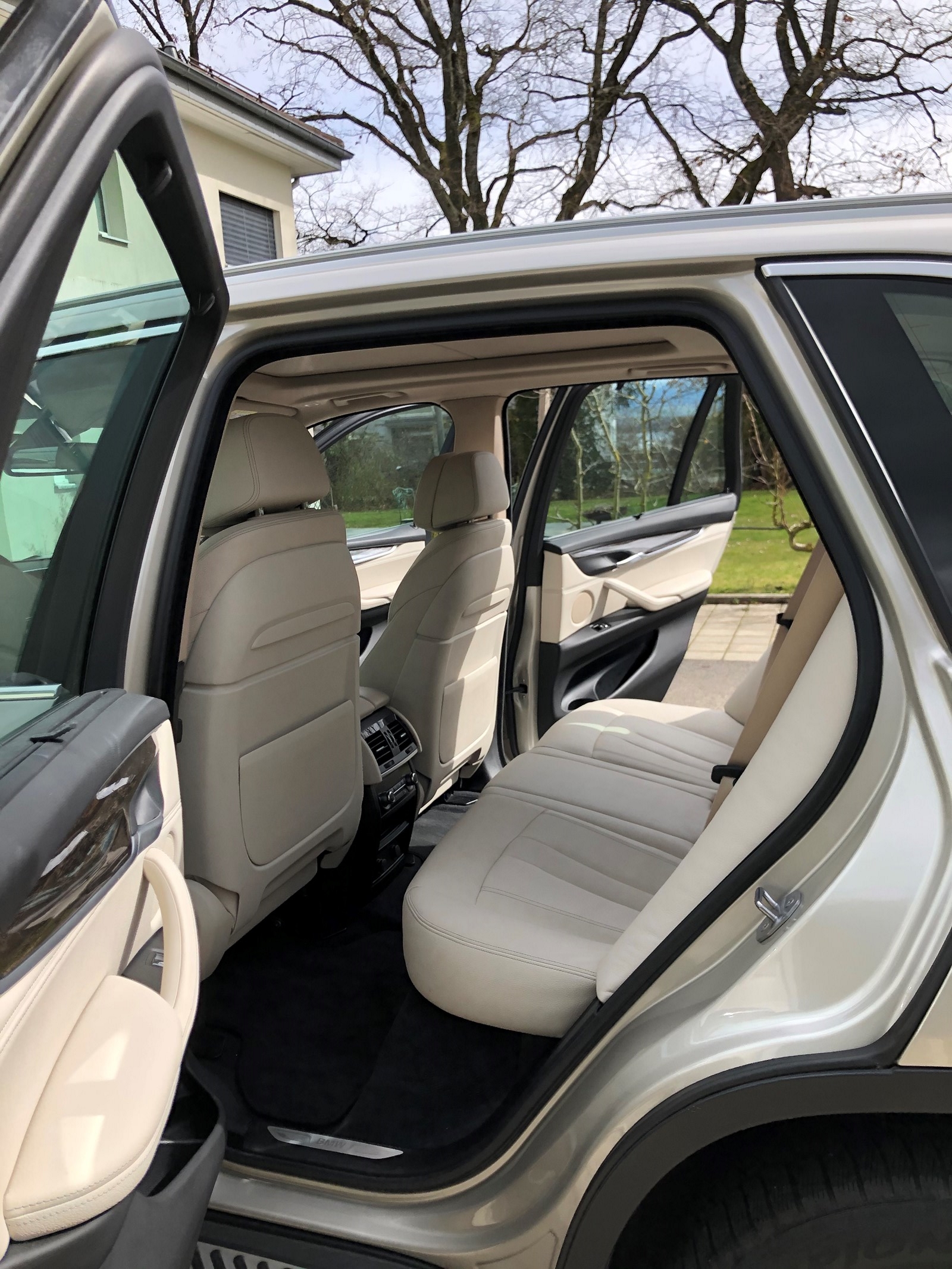 BMW X5 xDrive 40d Steptronic-image-2