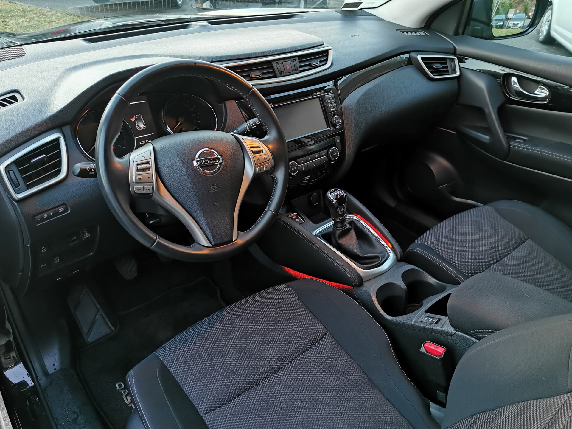 NISSAN Qashqai 1.6 dCi acenta ALL-MODE 4x4-image-4