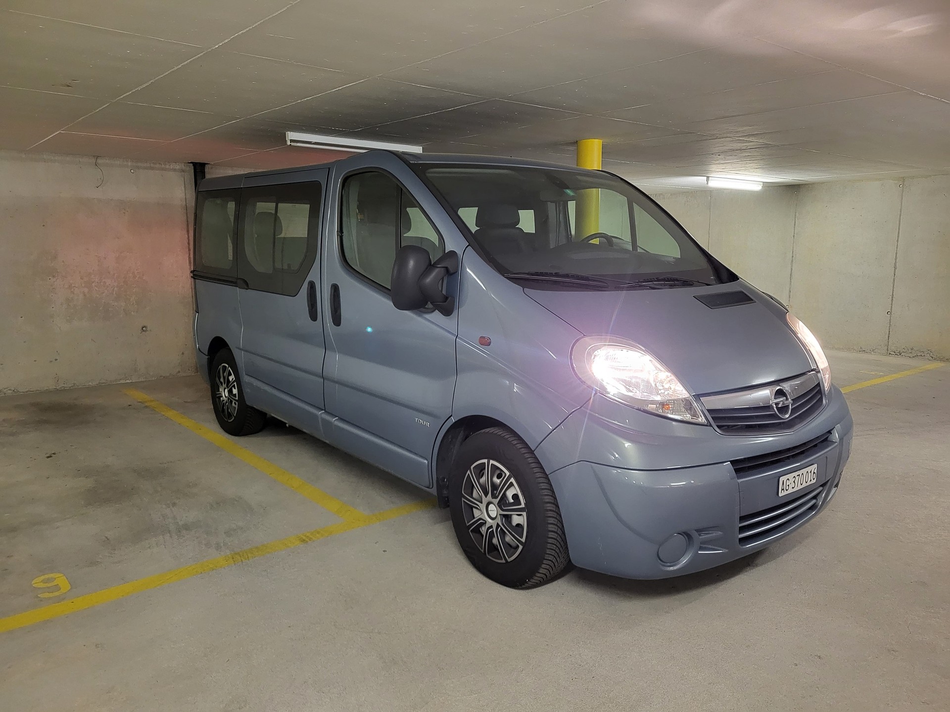 OPEL VIVARO 2.0CDTI-image-0