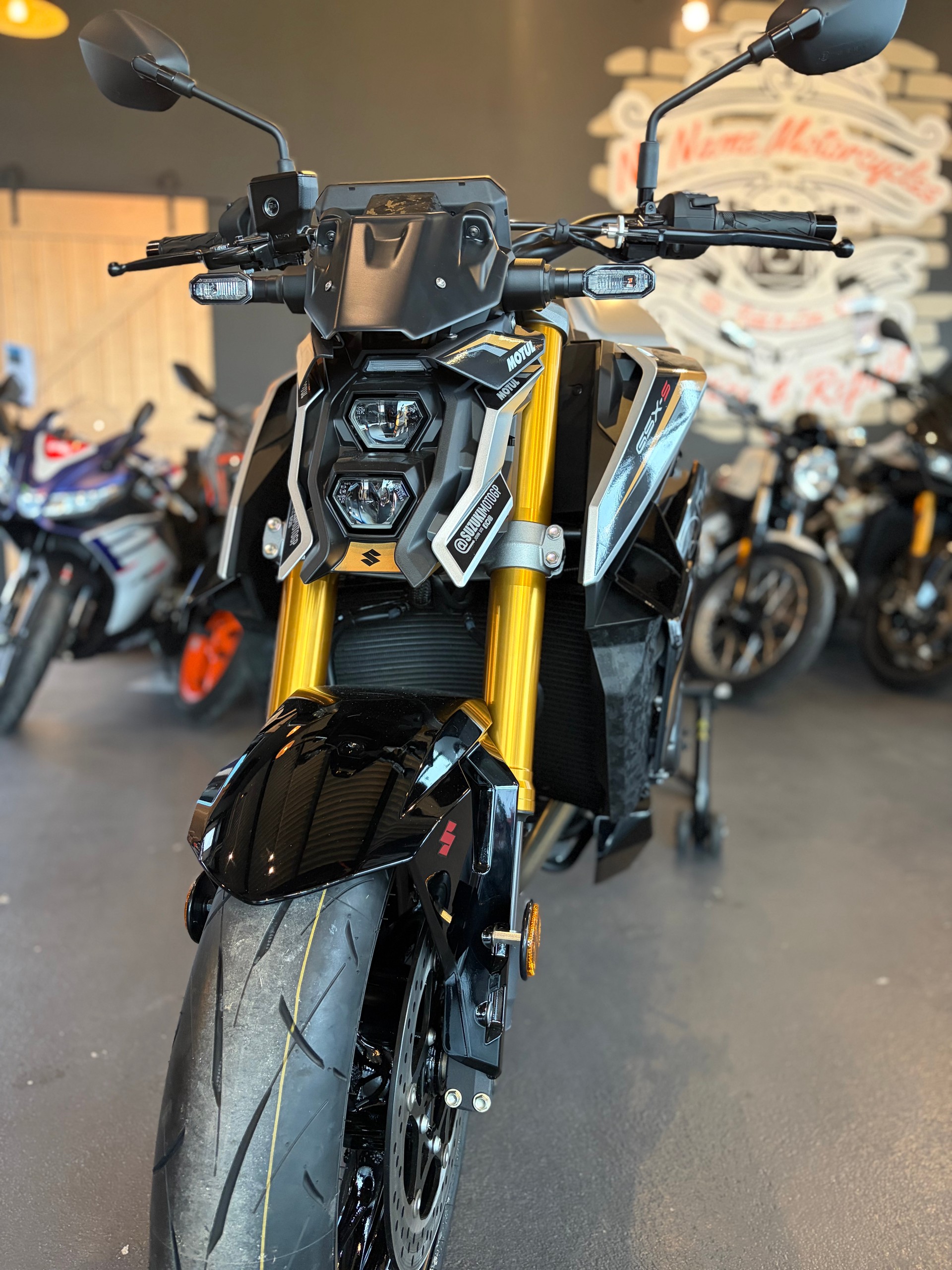 SUZUKI GSX-S 1000-image-6