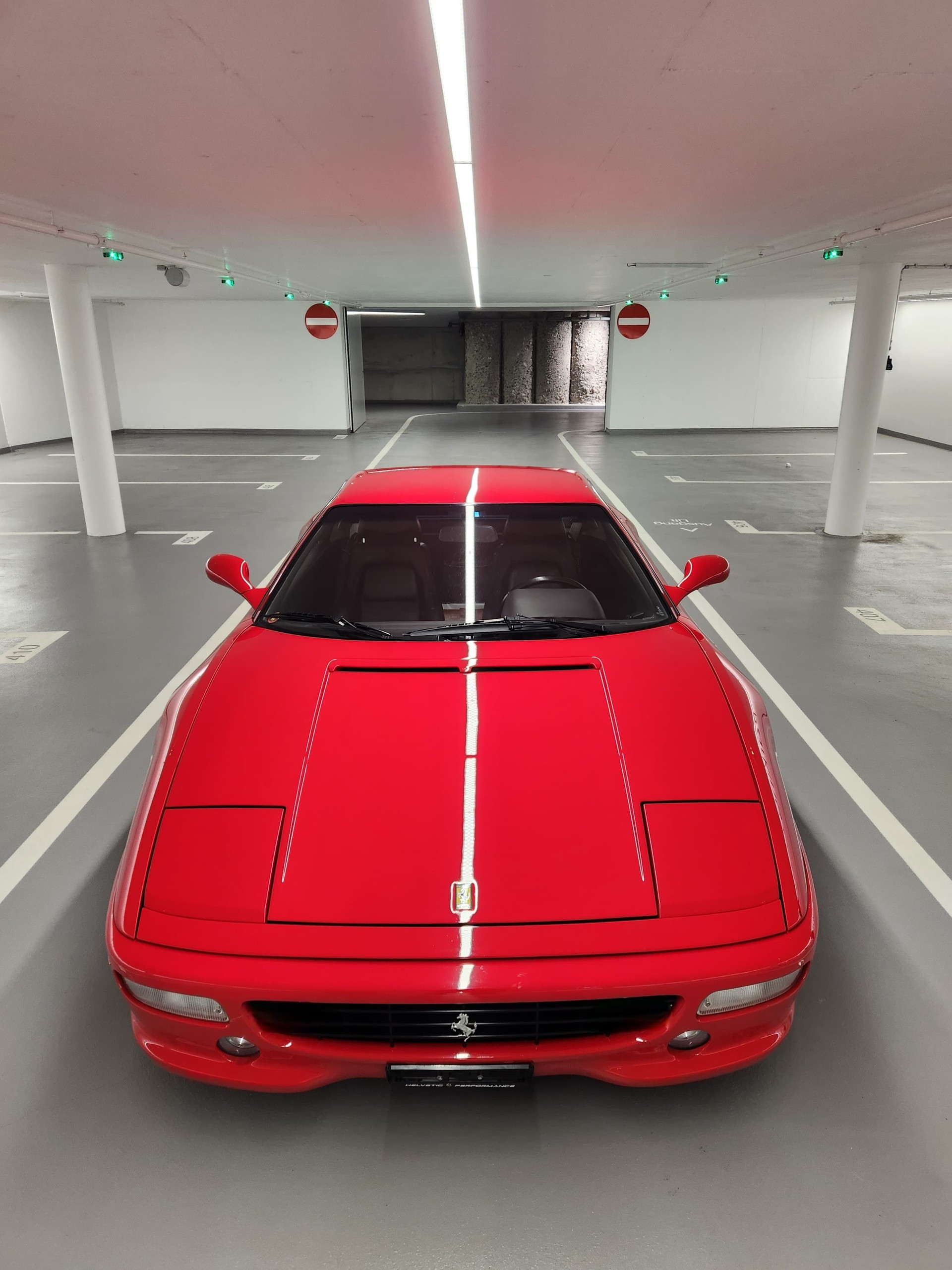 FERRARI F355 Berlinetta-image-10