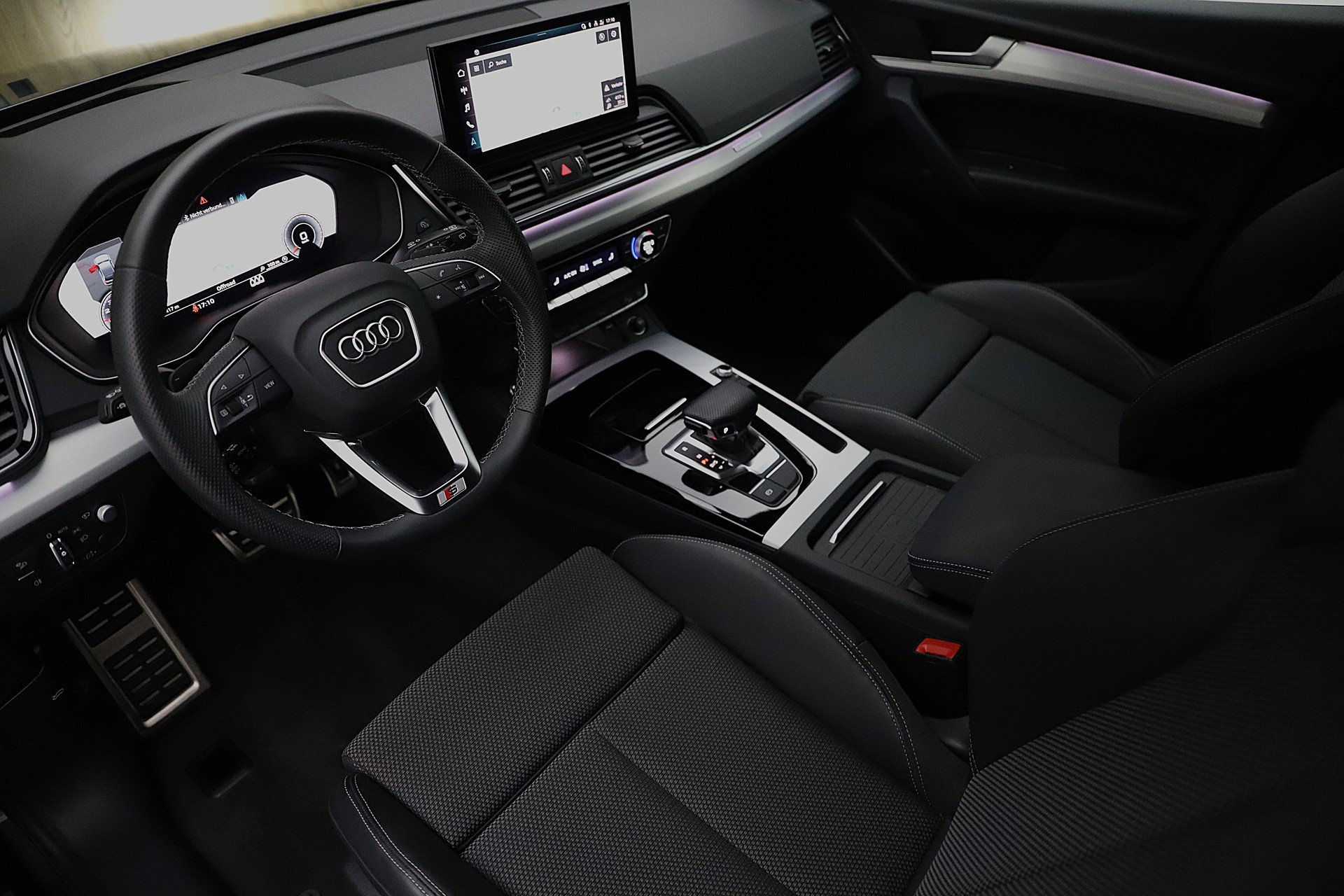 AUDI Q5 Sportback 45 TFSI S line quattro S-tronic-image-4