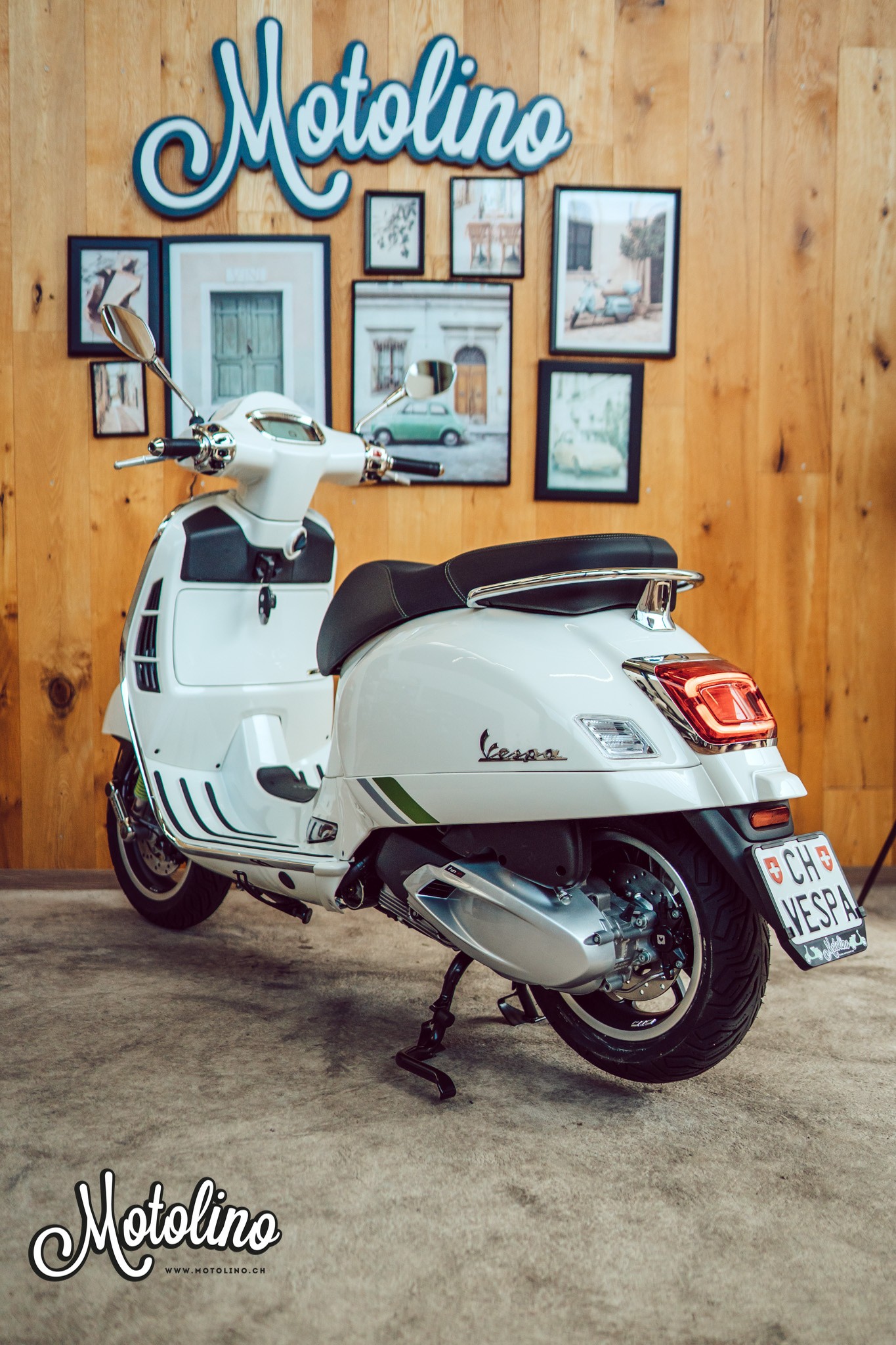 PIAGGIO Vespa GTS 125 Super Tech Euro 5+-image-11