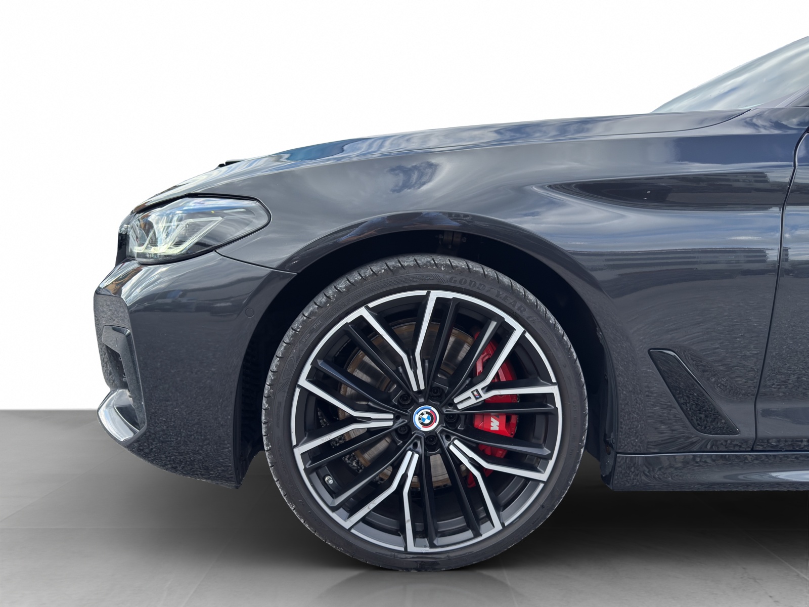 BMW 540i xDrive 48V Touring M Sport Pro Steptronic-image-18