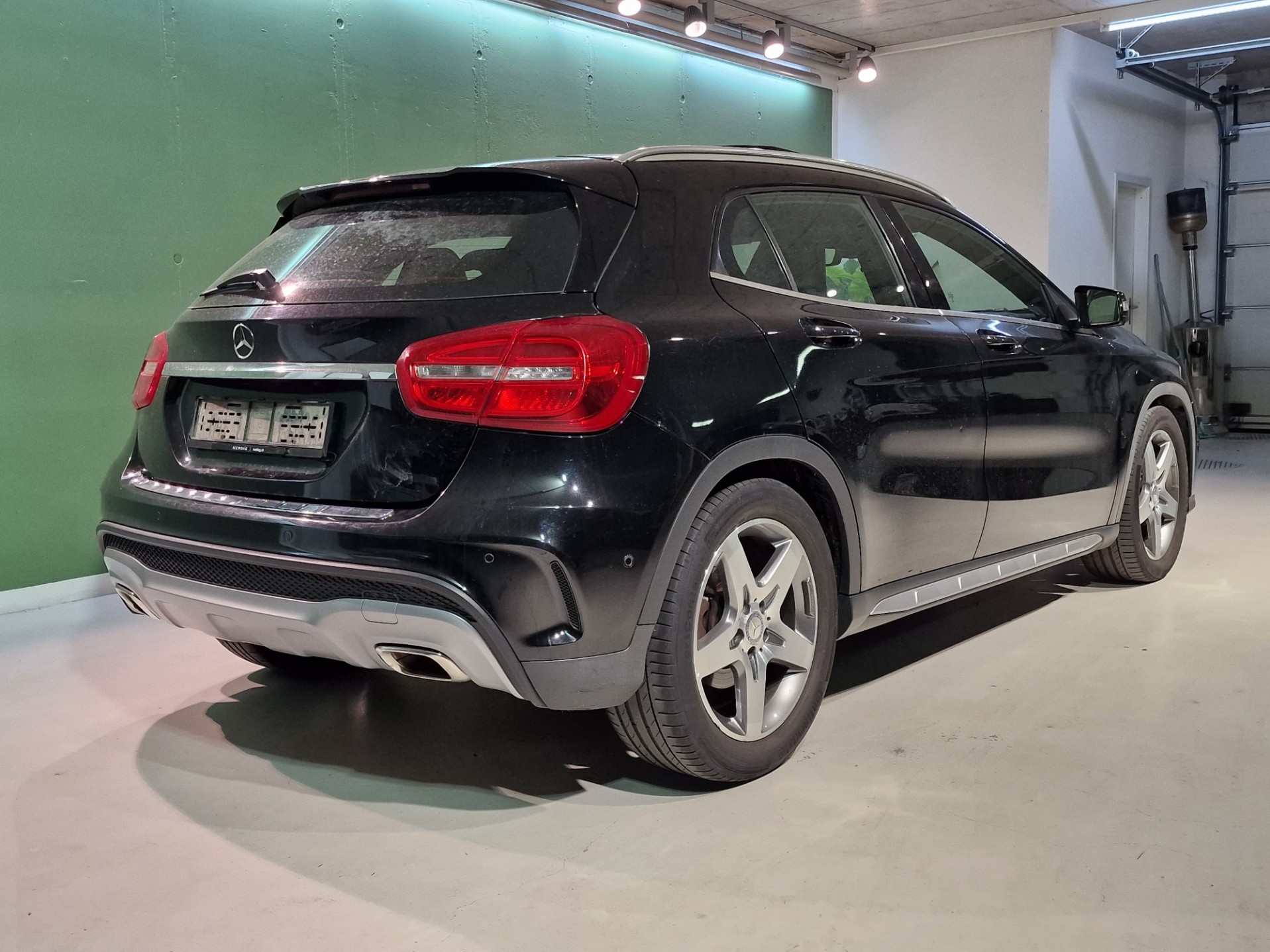 MERCEDES-BENZ GLA 200 CDI AMG Line 4Matic 7G-DCT-image-4