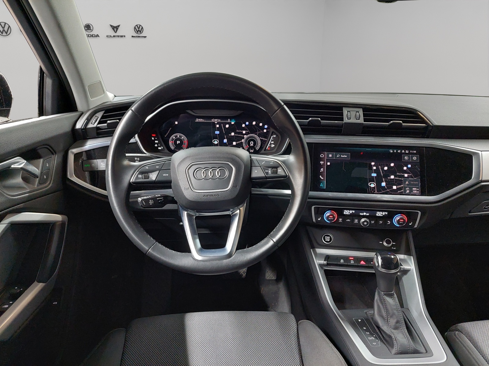AUDI Q3 35 TDI S line quattro S-tronic-image-6