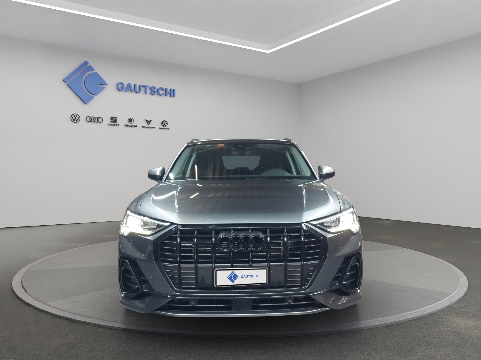 AUDI Q3 35 TDI S line quattro S-tronic-image-4