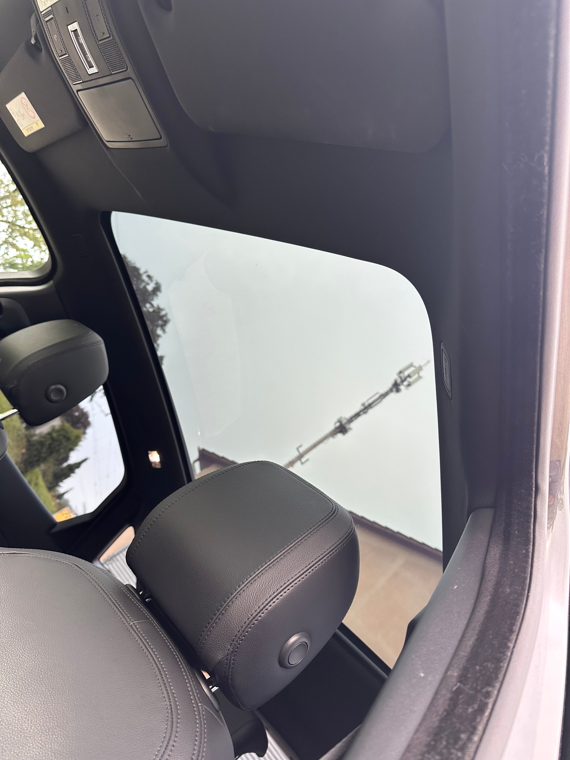 JAGUAR E-Pace 2.0d D150 S AWD Automatik-image-10