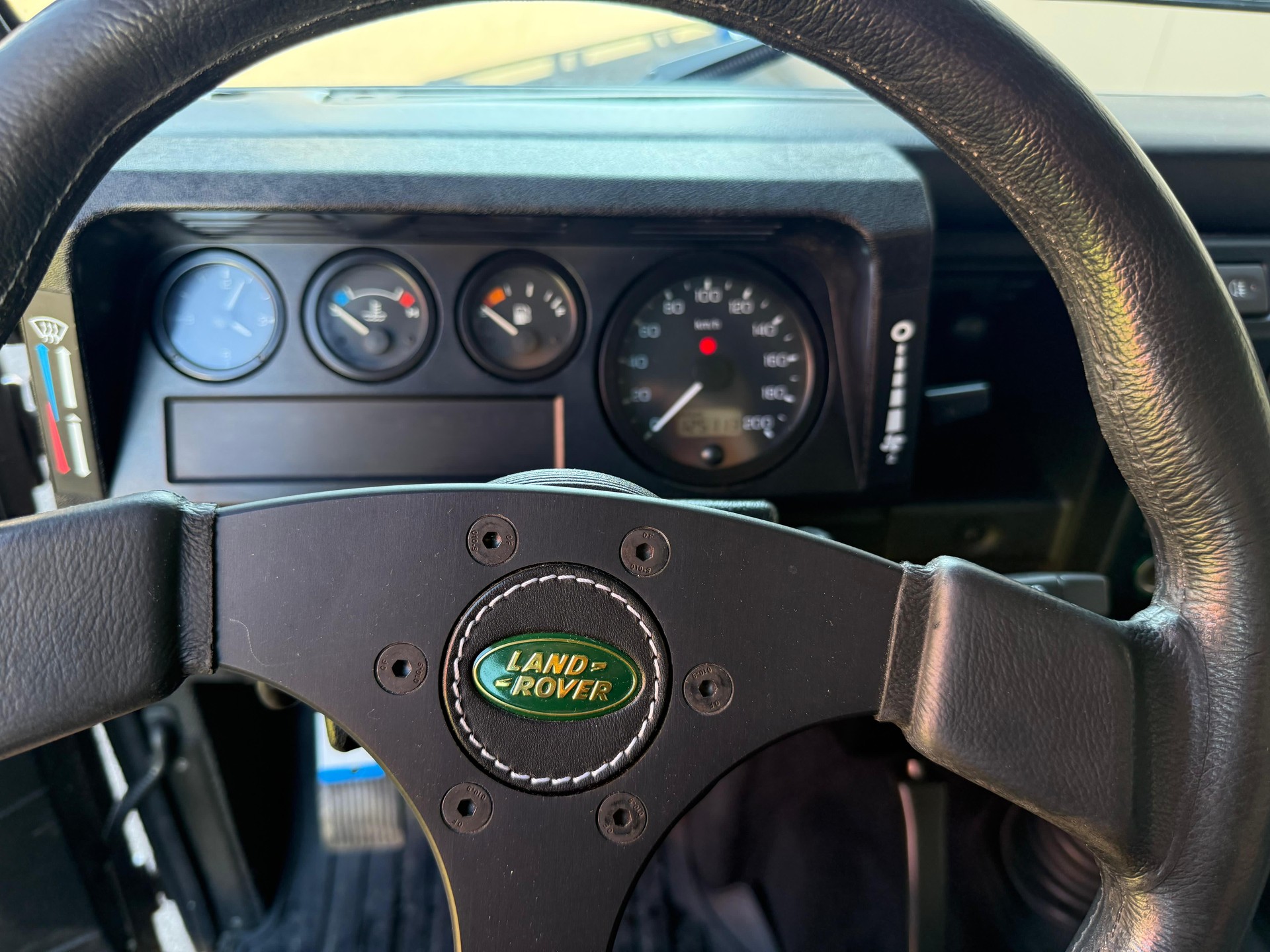 LAND ROVER Defender 110 TD5 bonatti-image-18