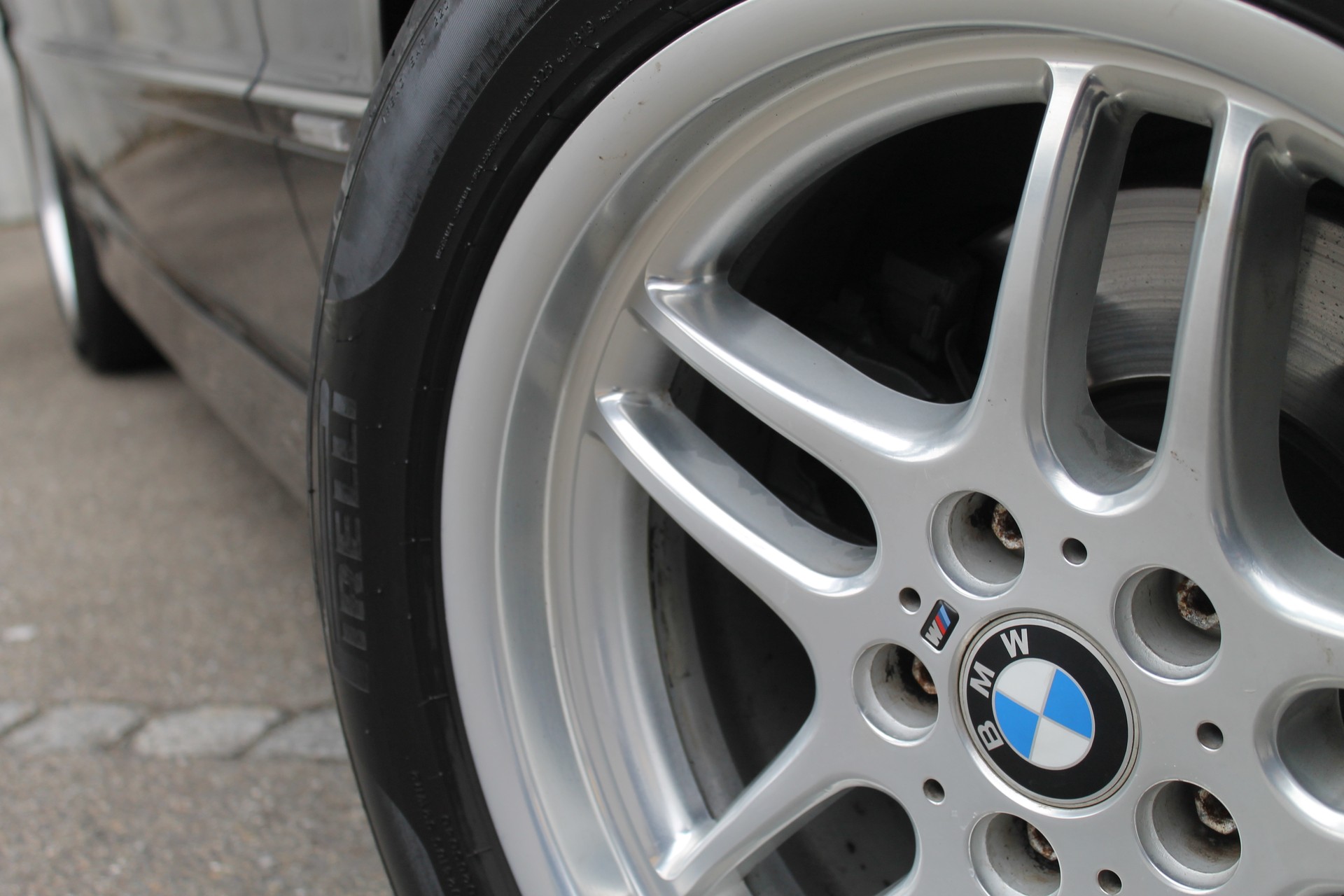 BMW 740i-image-31