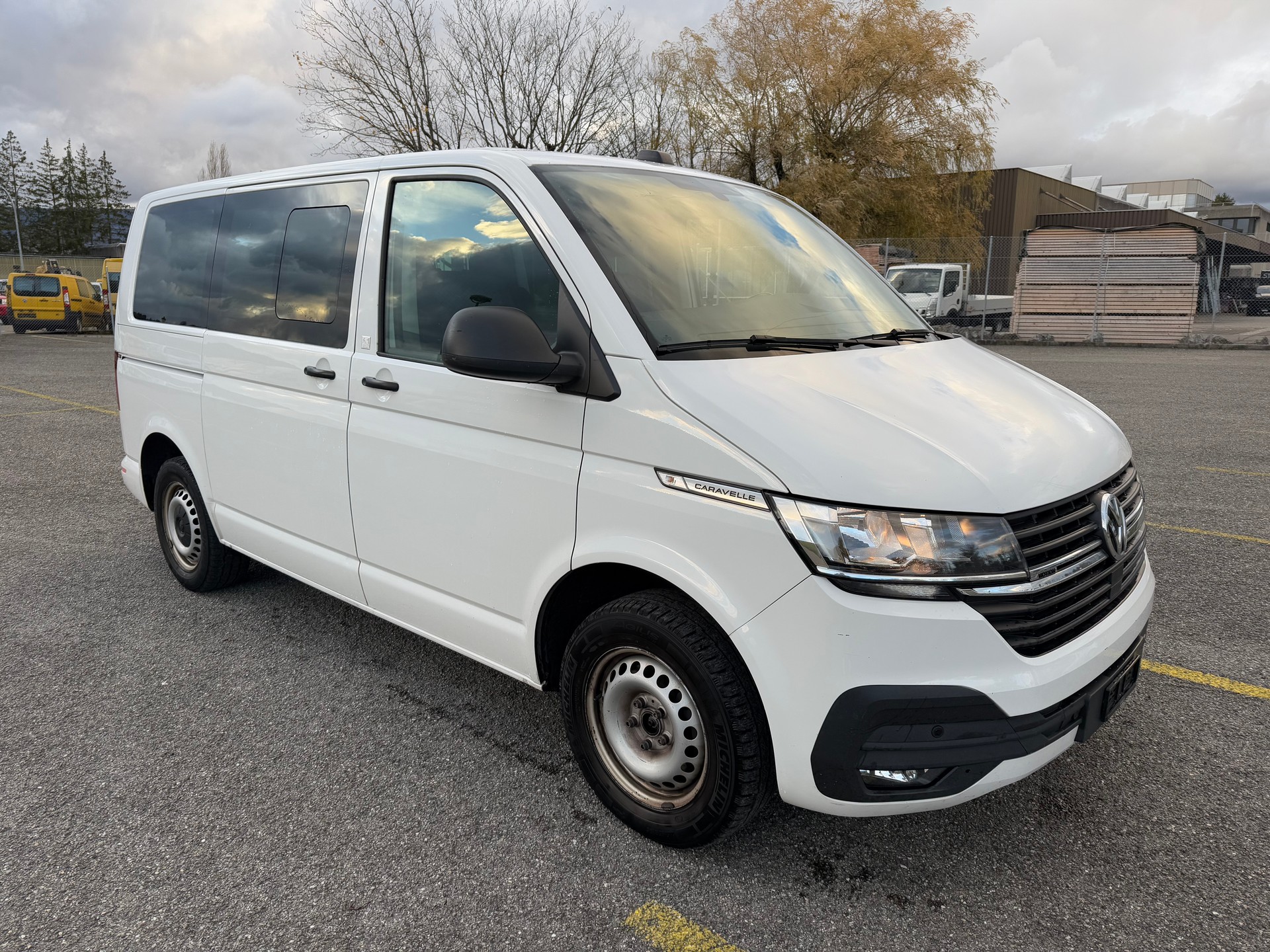 VW T6.1 Caravelle 2.0 TDI Trendline Liberty 4Motion DSG-image-3