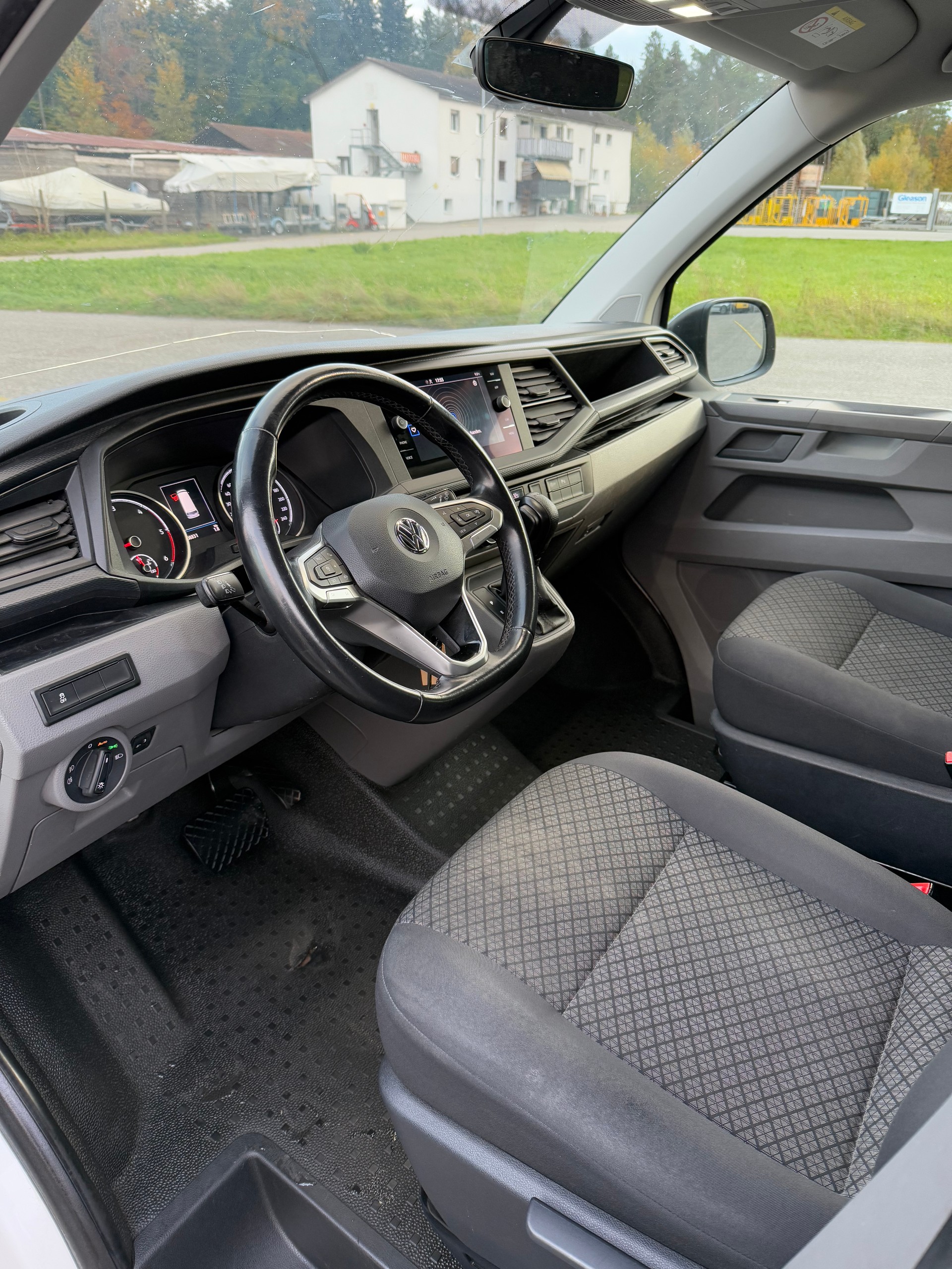 VW T6.1 Caravelle 2.0 TDI Trendline Liberty 4Motion DSG-image-9
